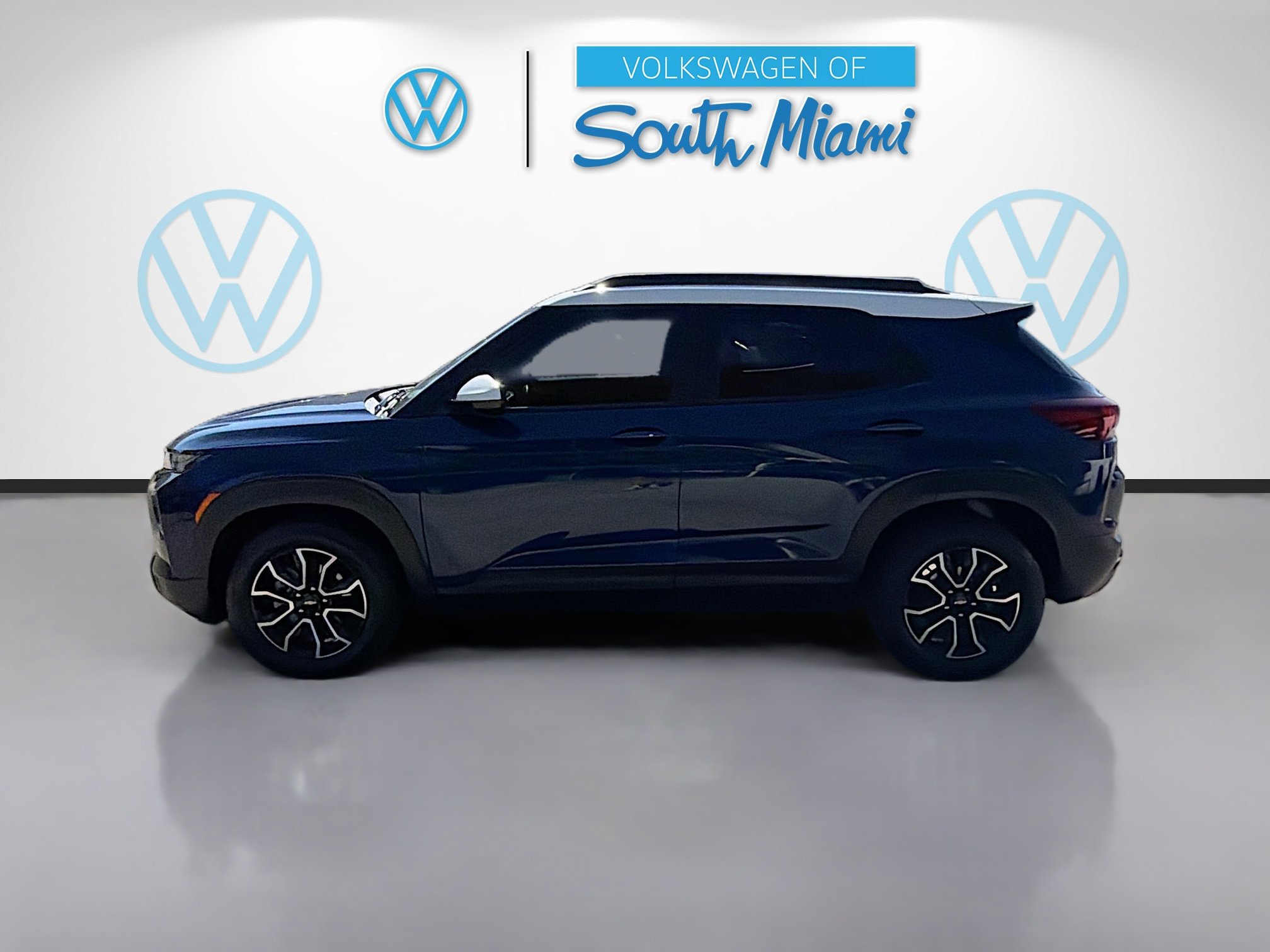 Used 2022 Chevrolet TrailBlazer ACTIV w/ Technology Package image 4