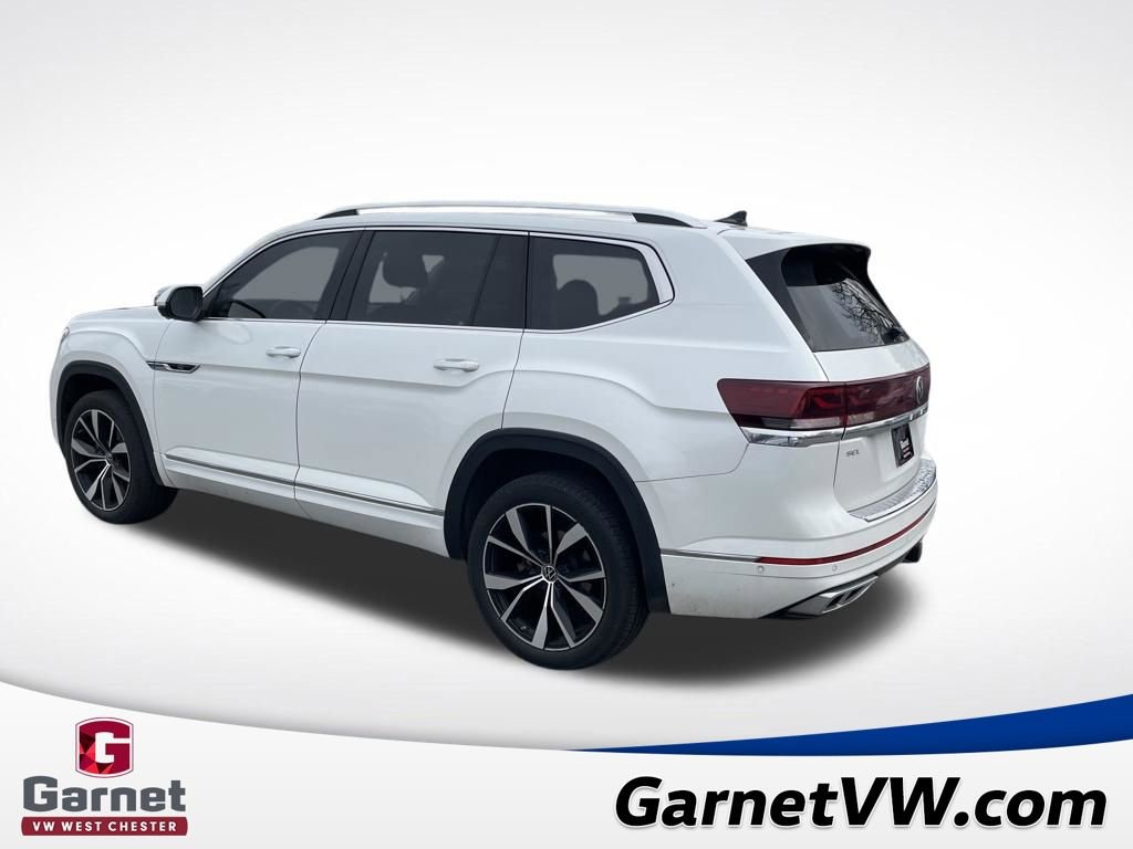 Used 2024 Volkswagen Atlas SEL Premium R-Line image 3