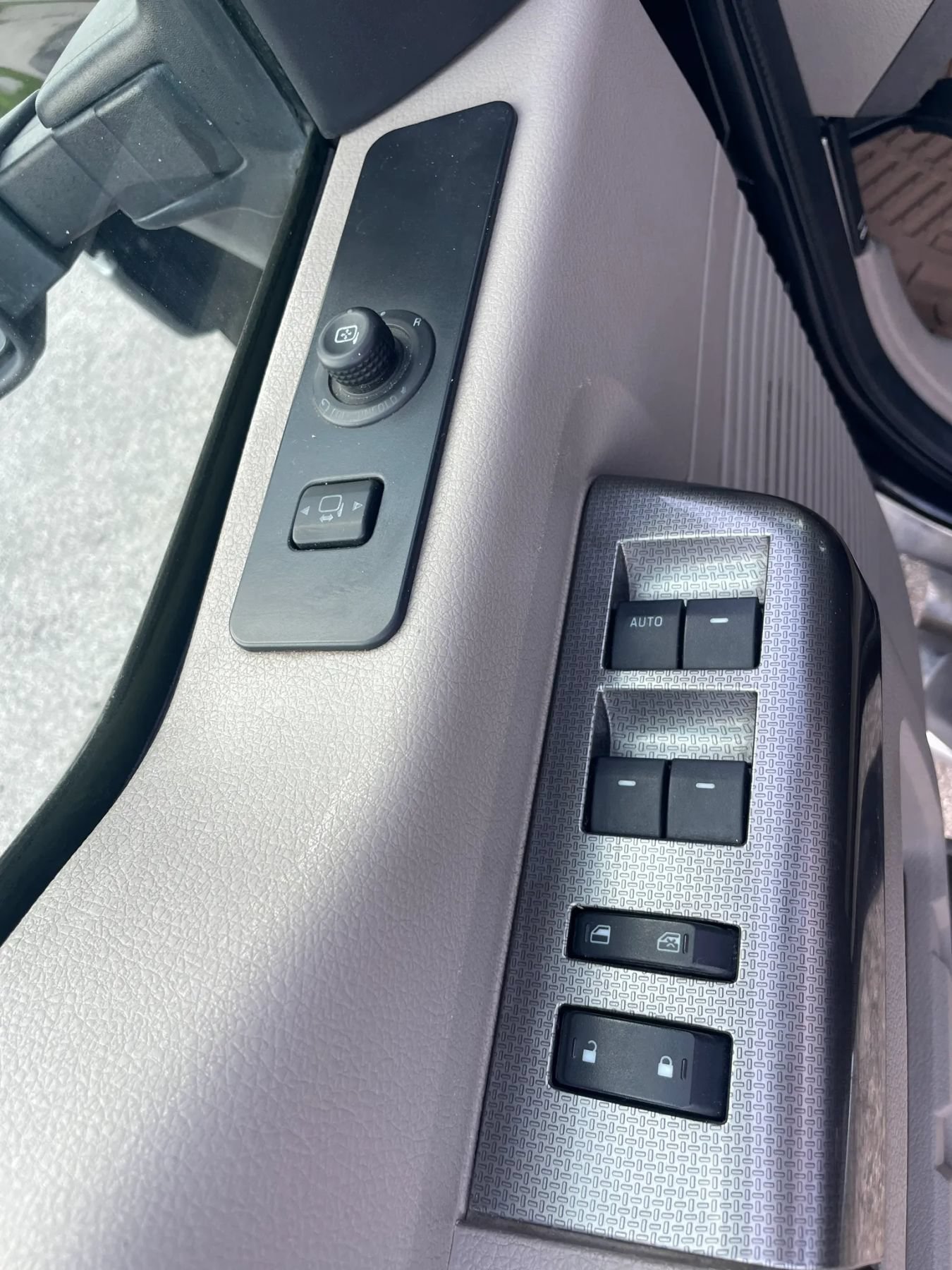 Used 2009 Ford F250 FX4 AWD/4WD image 22