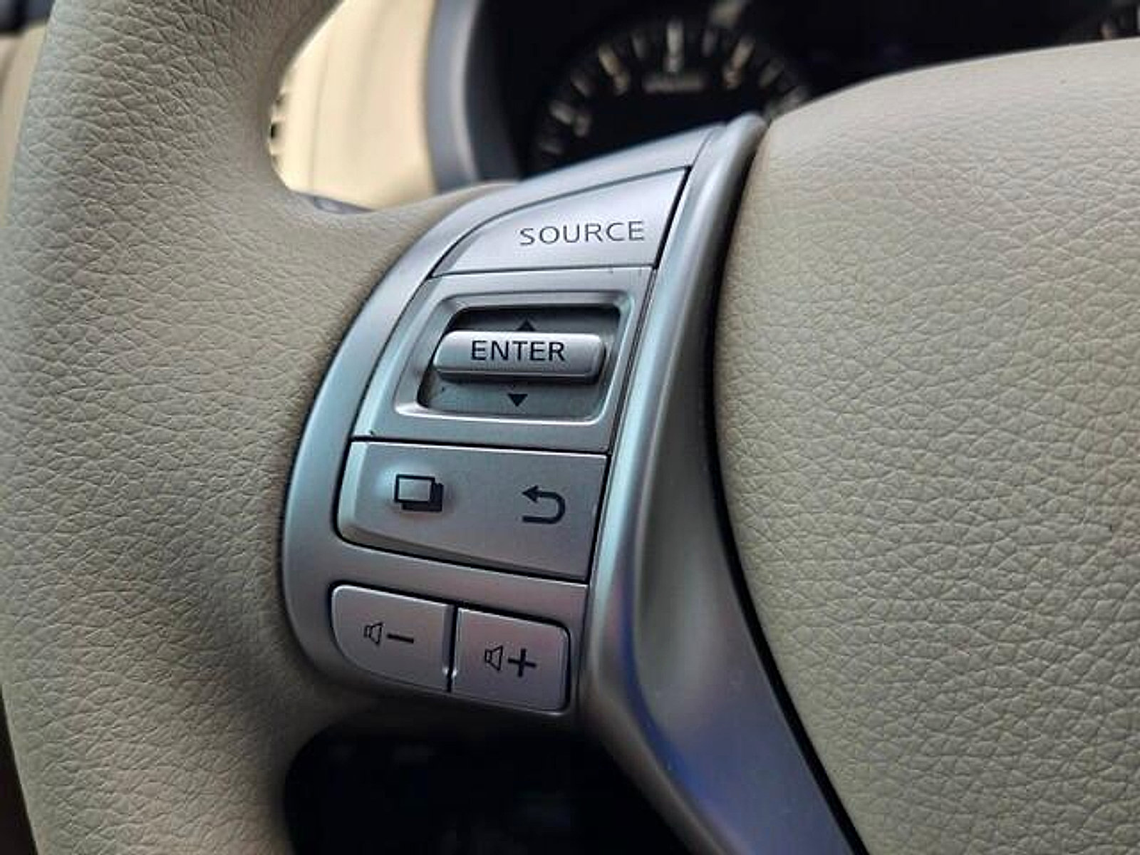 Used 2017 Nissan Altima 2.5 S w/ Power Driver Seat Package FWD image 22