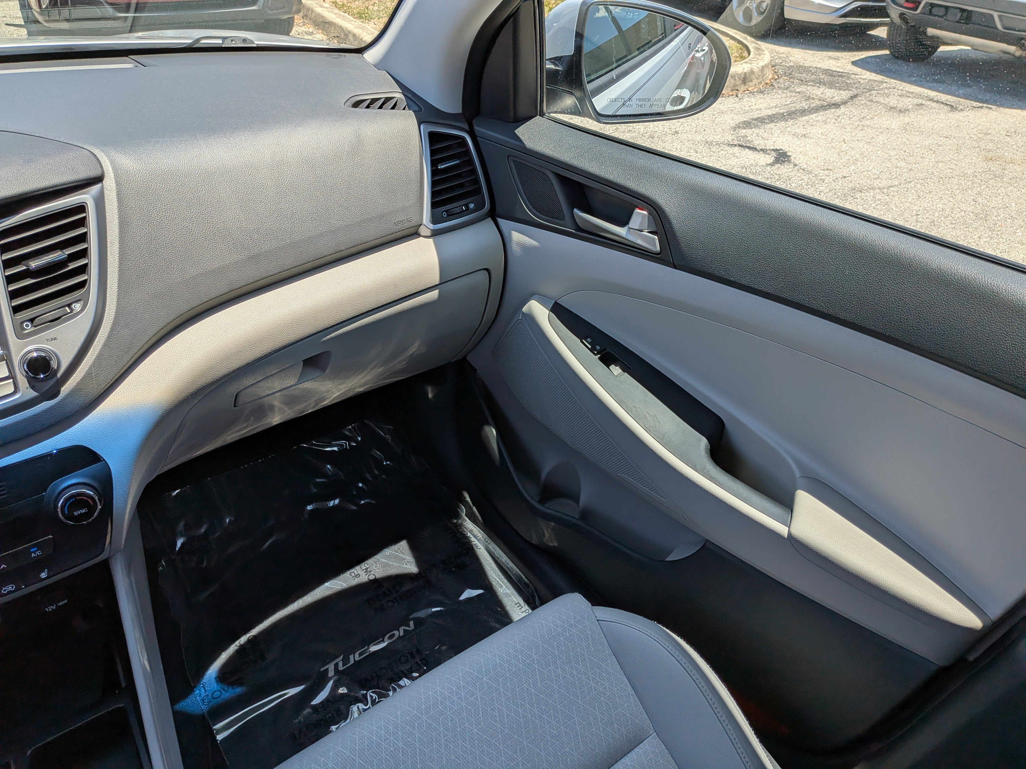Used 2018 Hyundai Tucson Sport FWD image 18