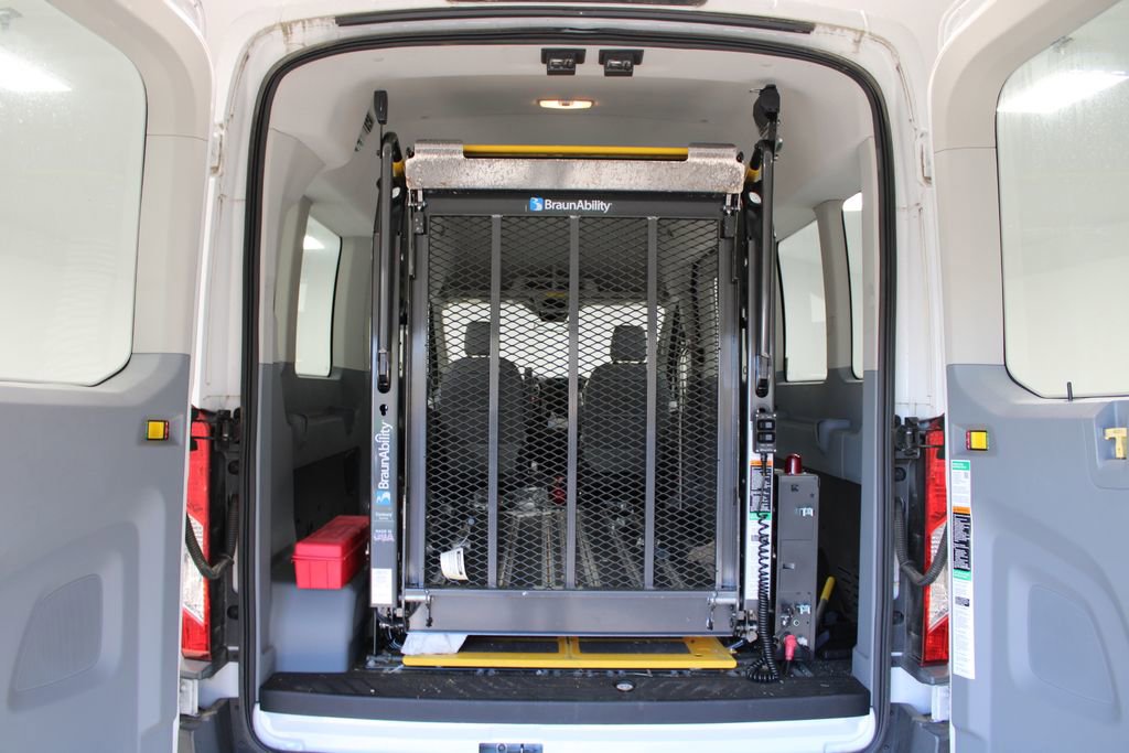 Used 2018 Ford Transit 350 XL image 14