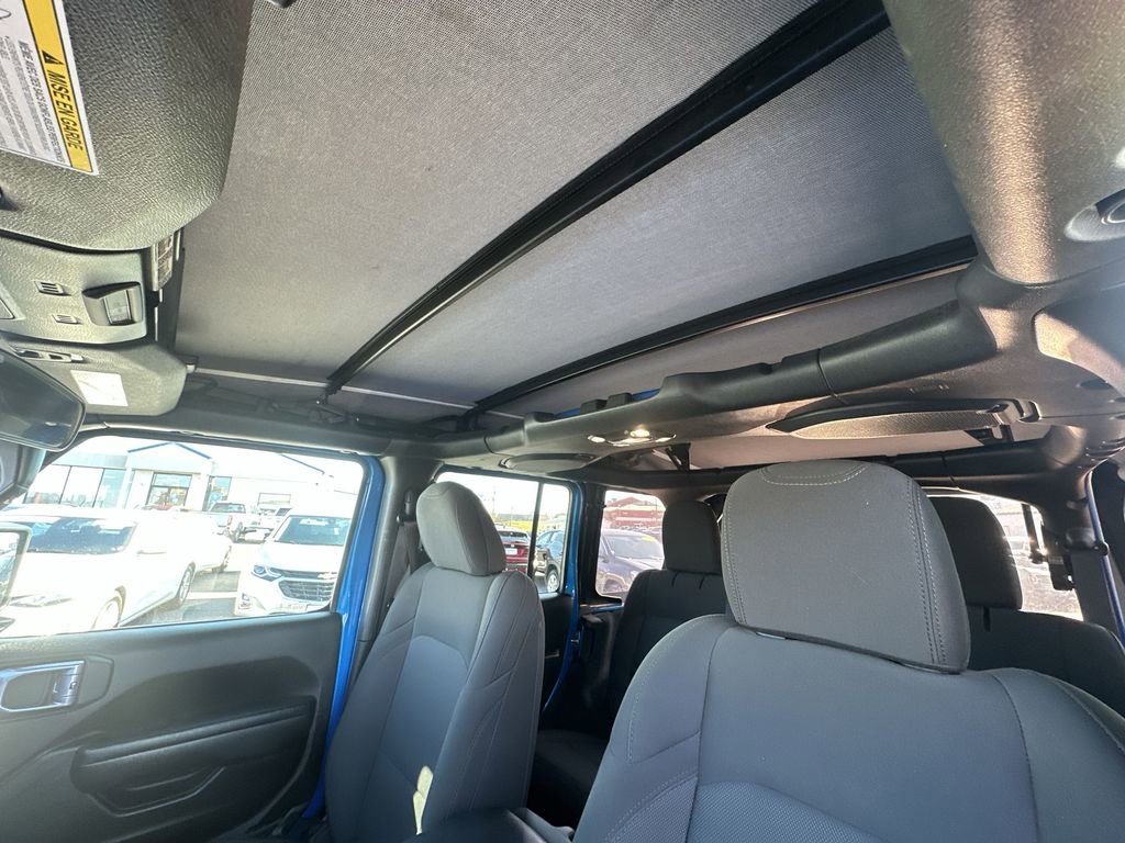 Used 2022 Jeep Wrangler Unlimited Willys image 21