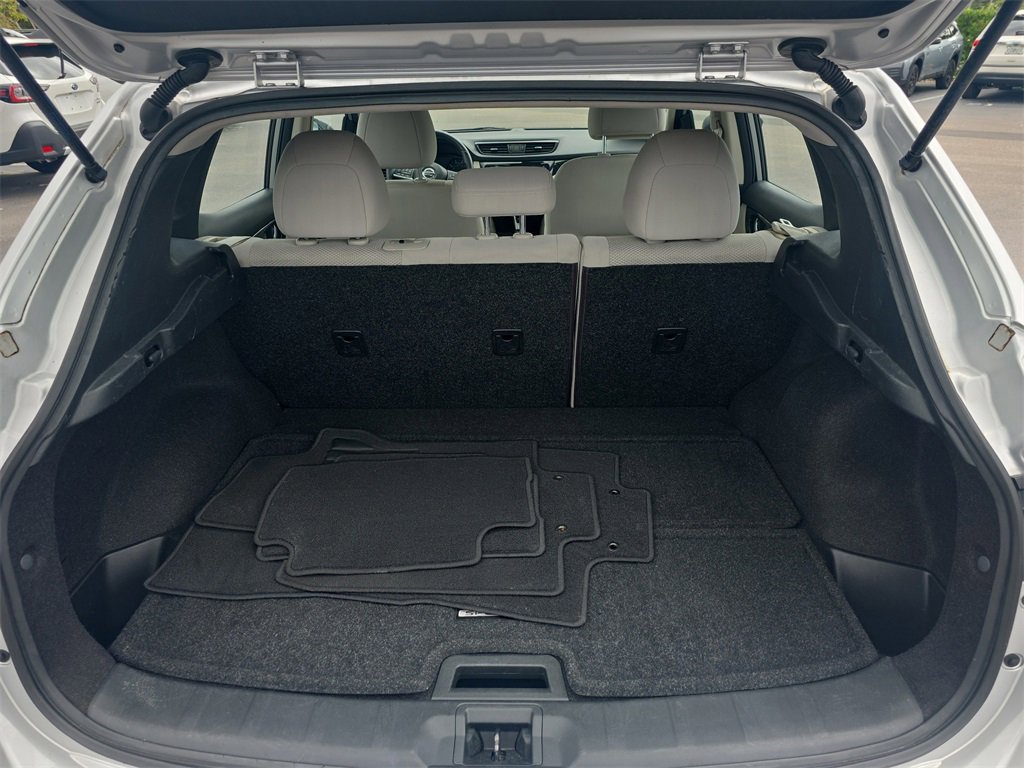 Used 2019 Nissan Rogue Sport SV w/ Technology Package image 8