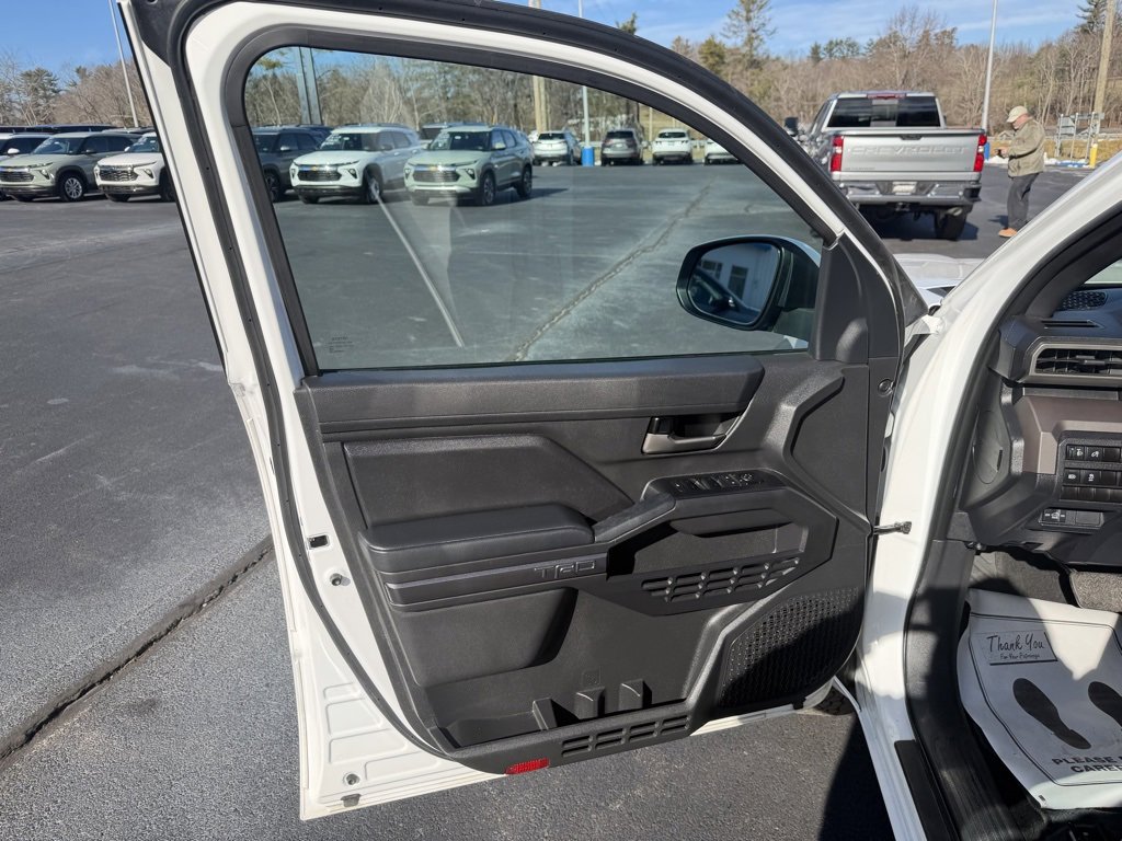 Used 2024 Toyota Tacoma TRD Off-Road image 18