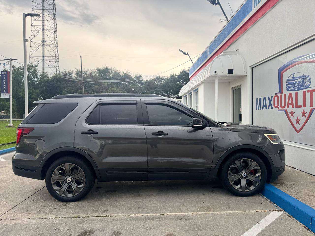 Used 2018 Ford Explorer Sport AWD/4WD image 26