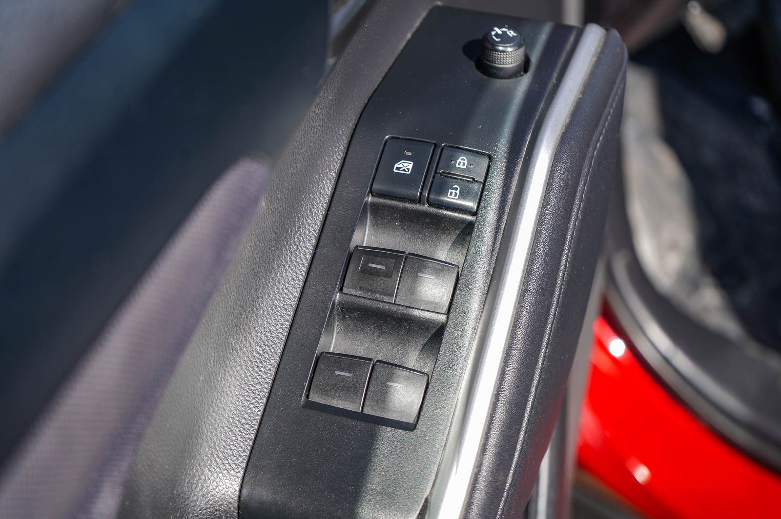 Used 2021 Toyota Highlander LE image 20