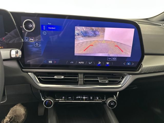 Used 2025 Chevrolet Equinox EV LT image 22