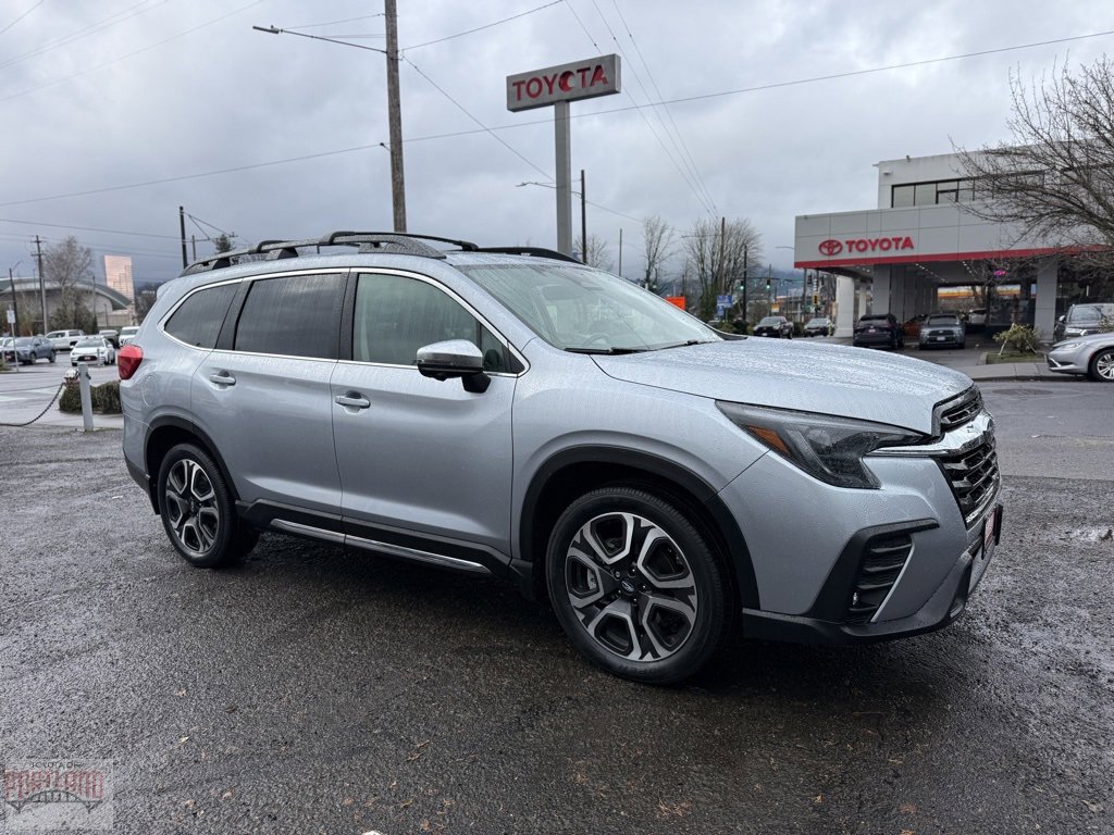 Used 2023 Subaru Ascent Limited w/ Technology Package