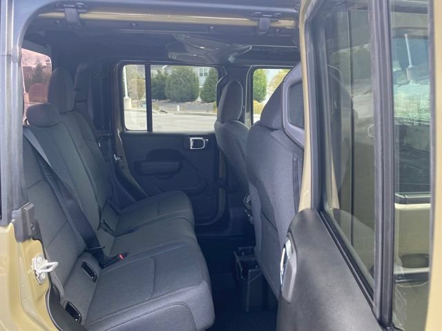 New 2026 Jeep Gladiator Sport AWD/4WD image 30