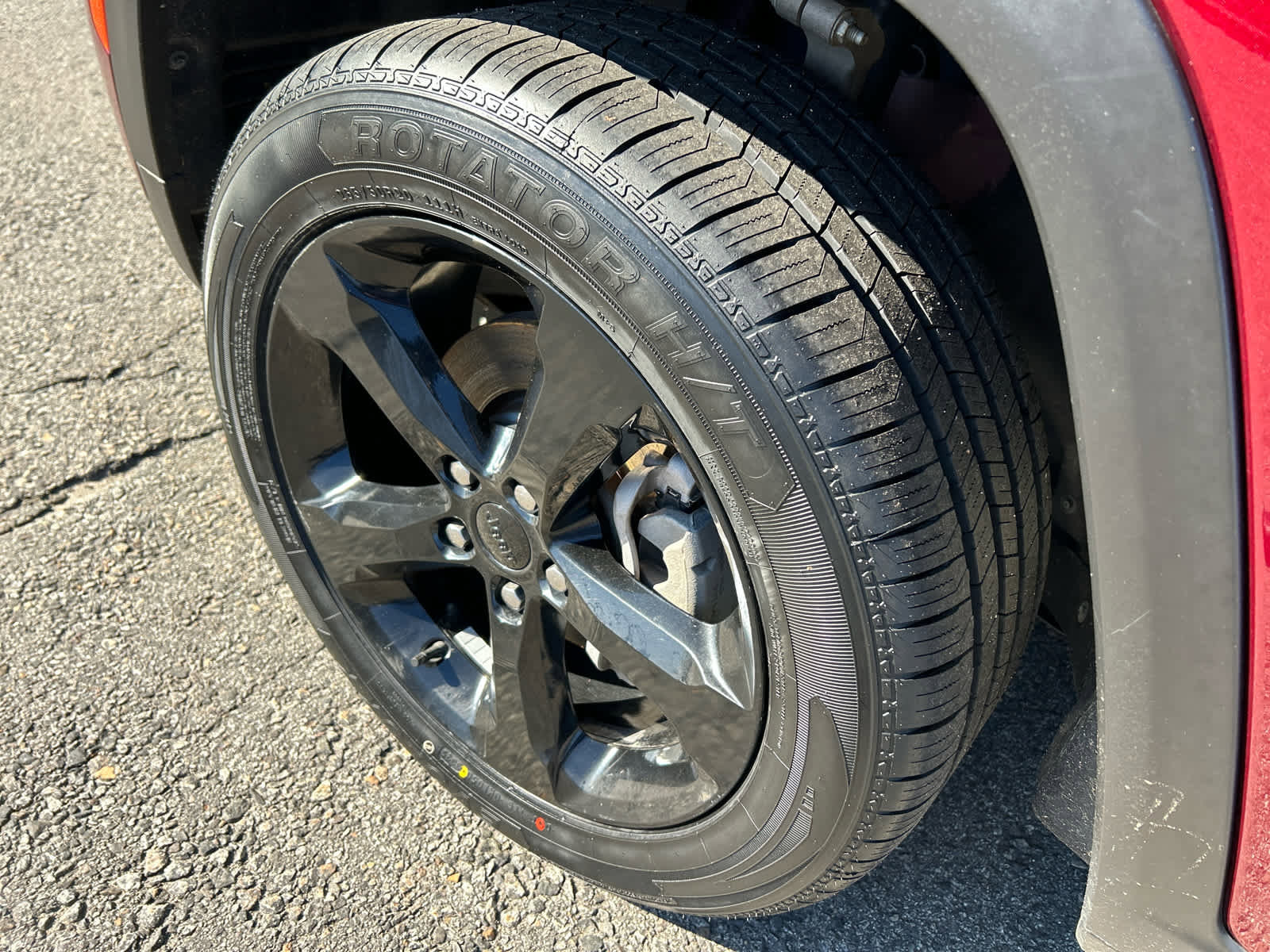 Used 2023 Jeep Grand Cherokee Altitude AWD/4WD image 18