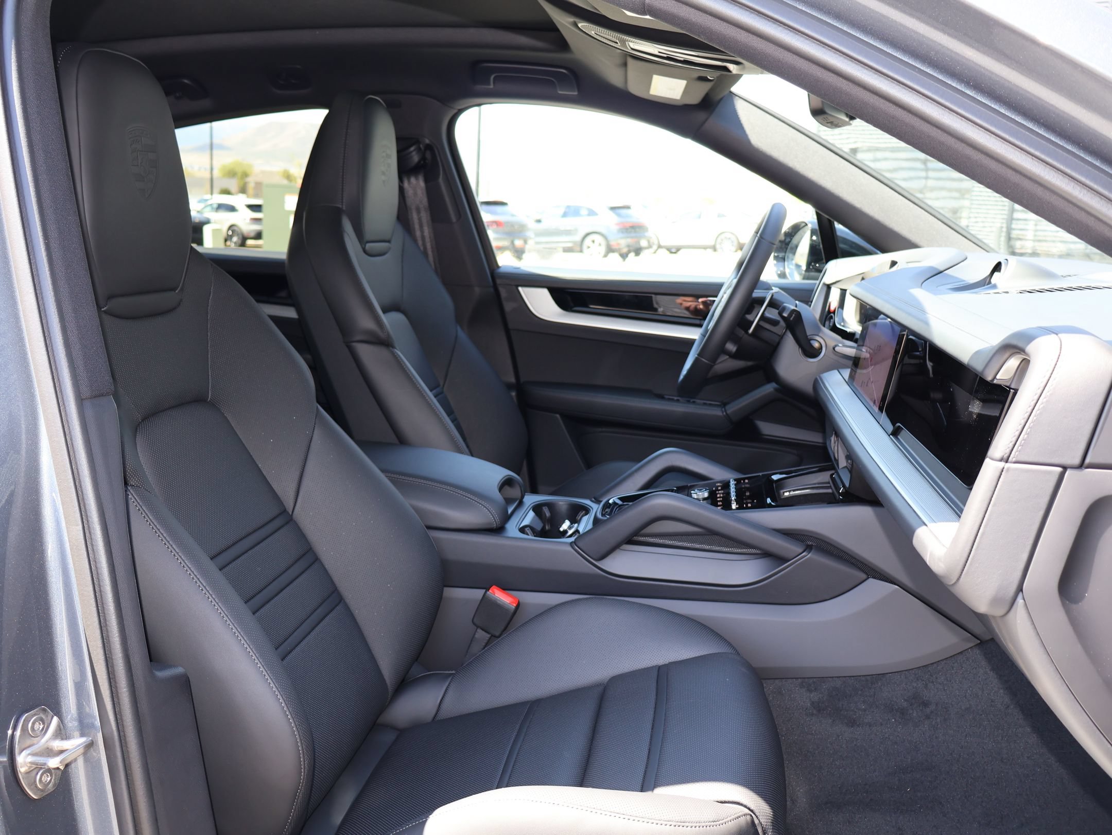 New 2026 Porsche Cayenne S AWD/4WD image 25