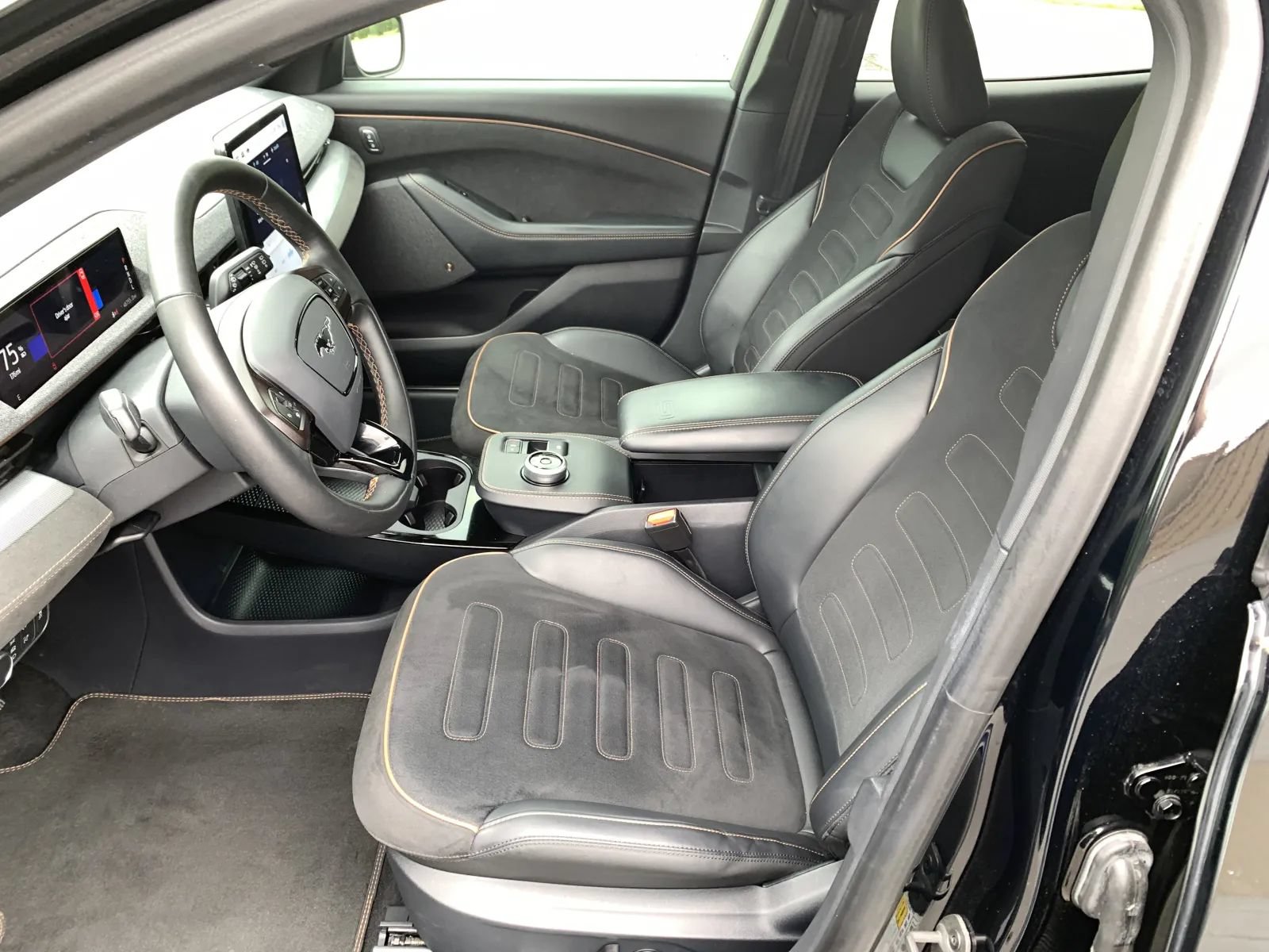 Used 2021 Ford Mustang Mach-E GT AWD/4WD image 27
