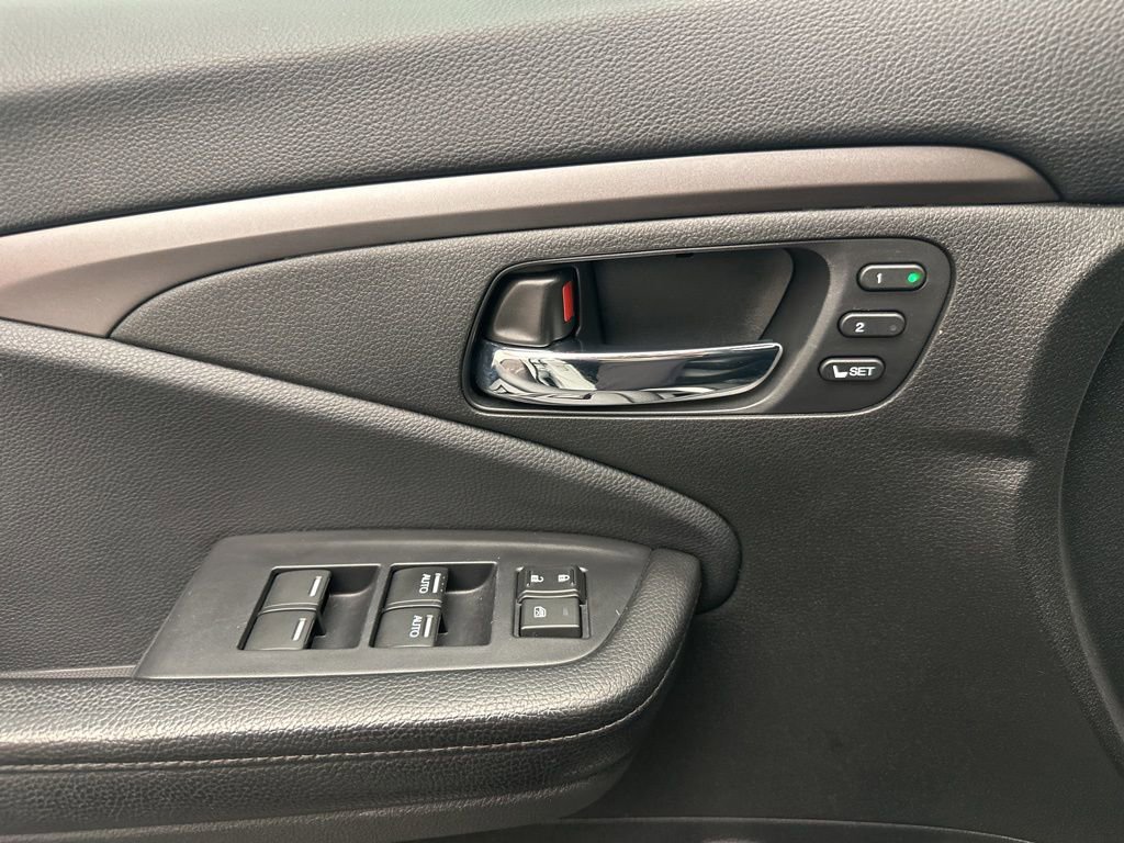 Used 2020 Honda Pilot EX-L image 28