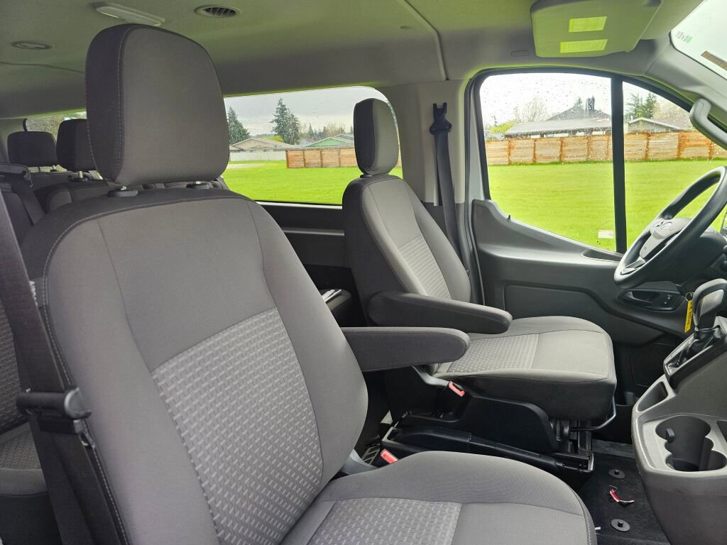 Used 2020 Ford Transit 150 XLT image 11