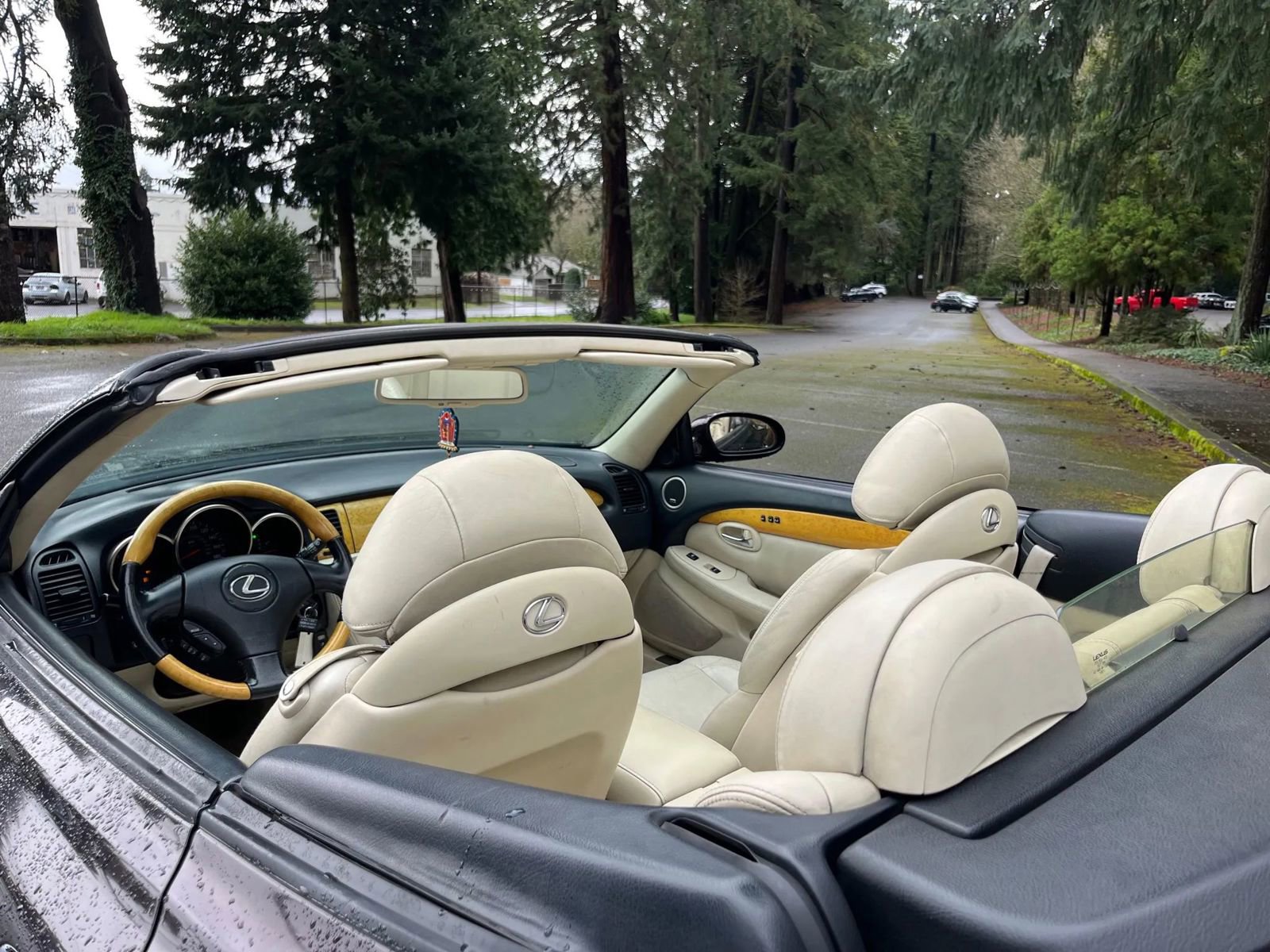 Used 2002 Lexus SC 430 Convertible image 12