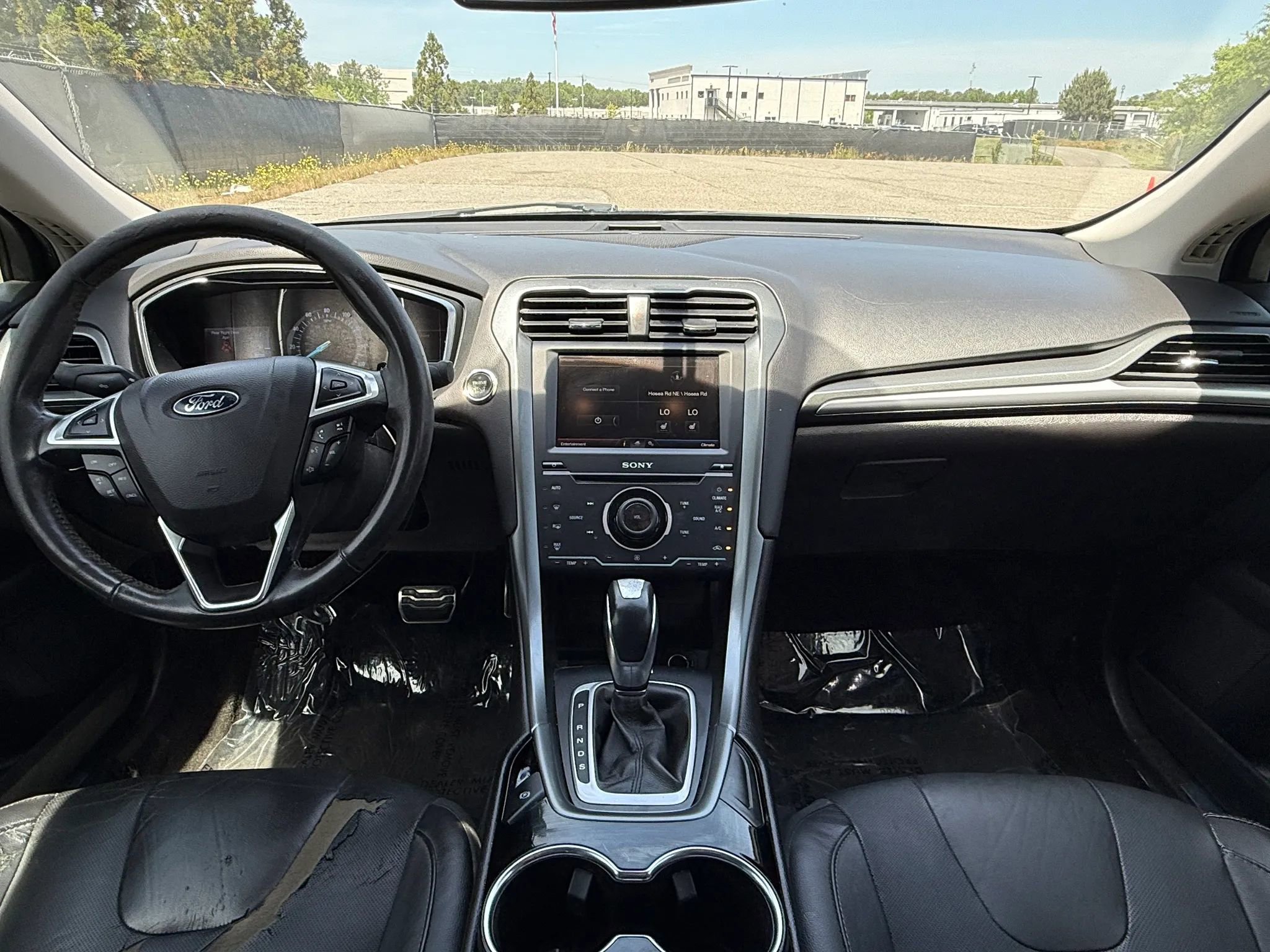 Used 2014 Ford Fusion Titanium AWD/4WD image 3