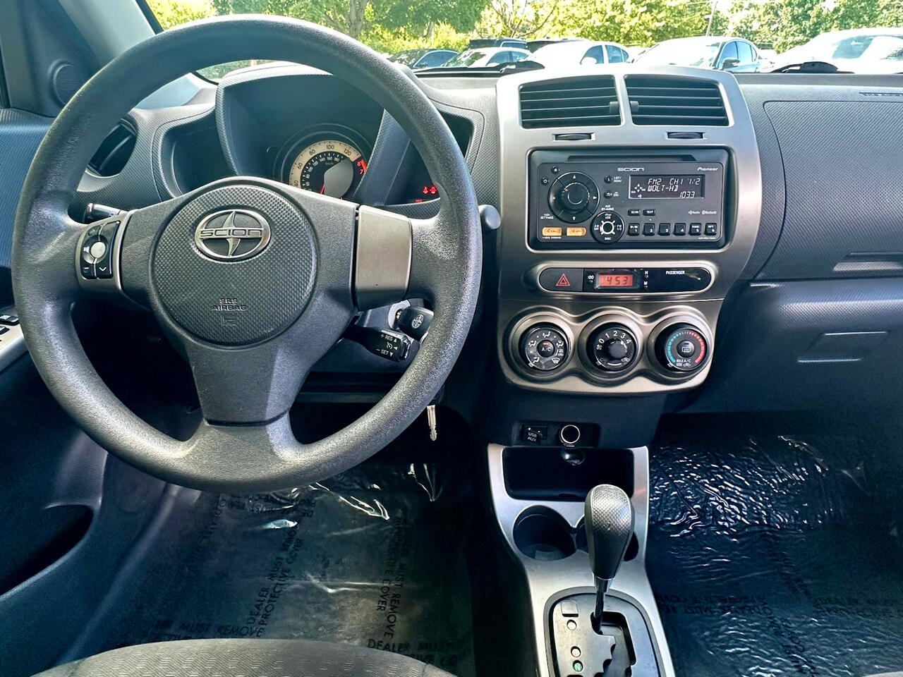 Used 2013 Scion xD image 30