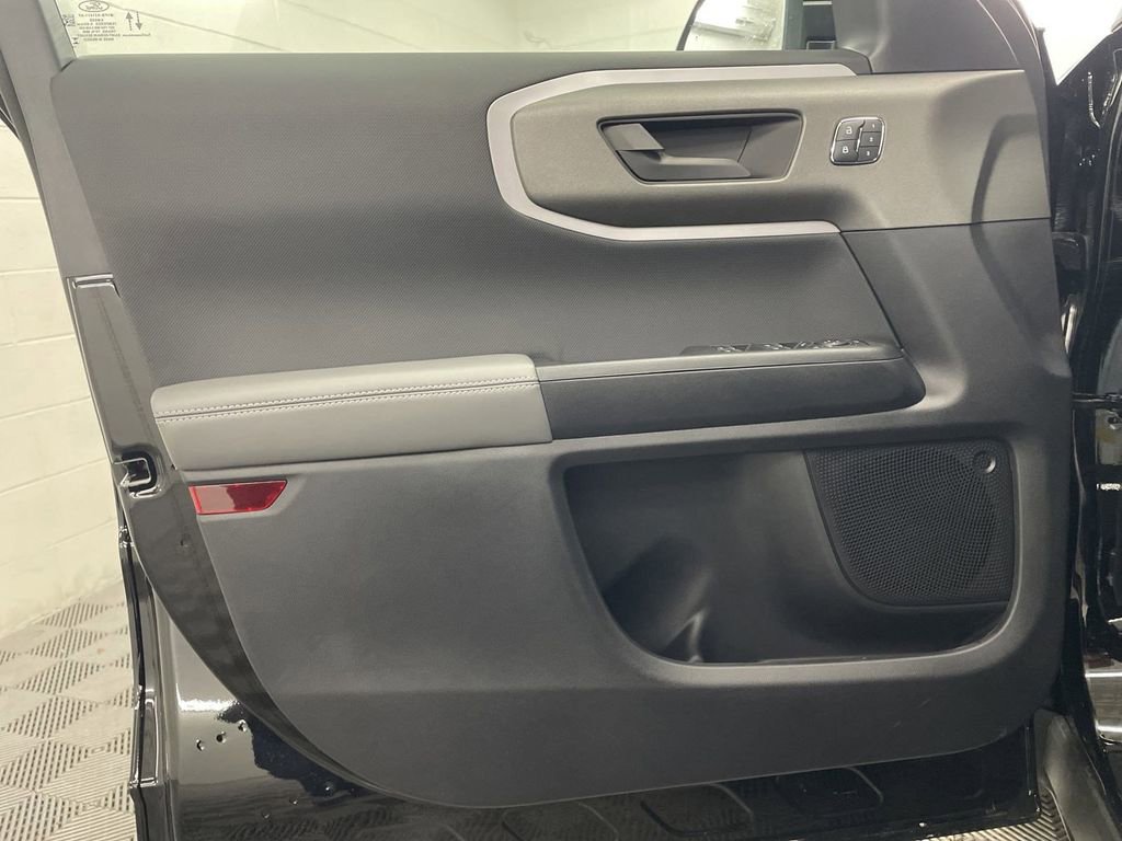 New 2025 Ford Bronco Sport Badlands image 17