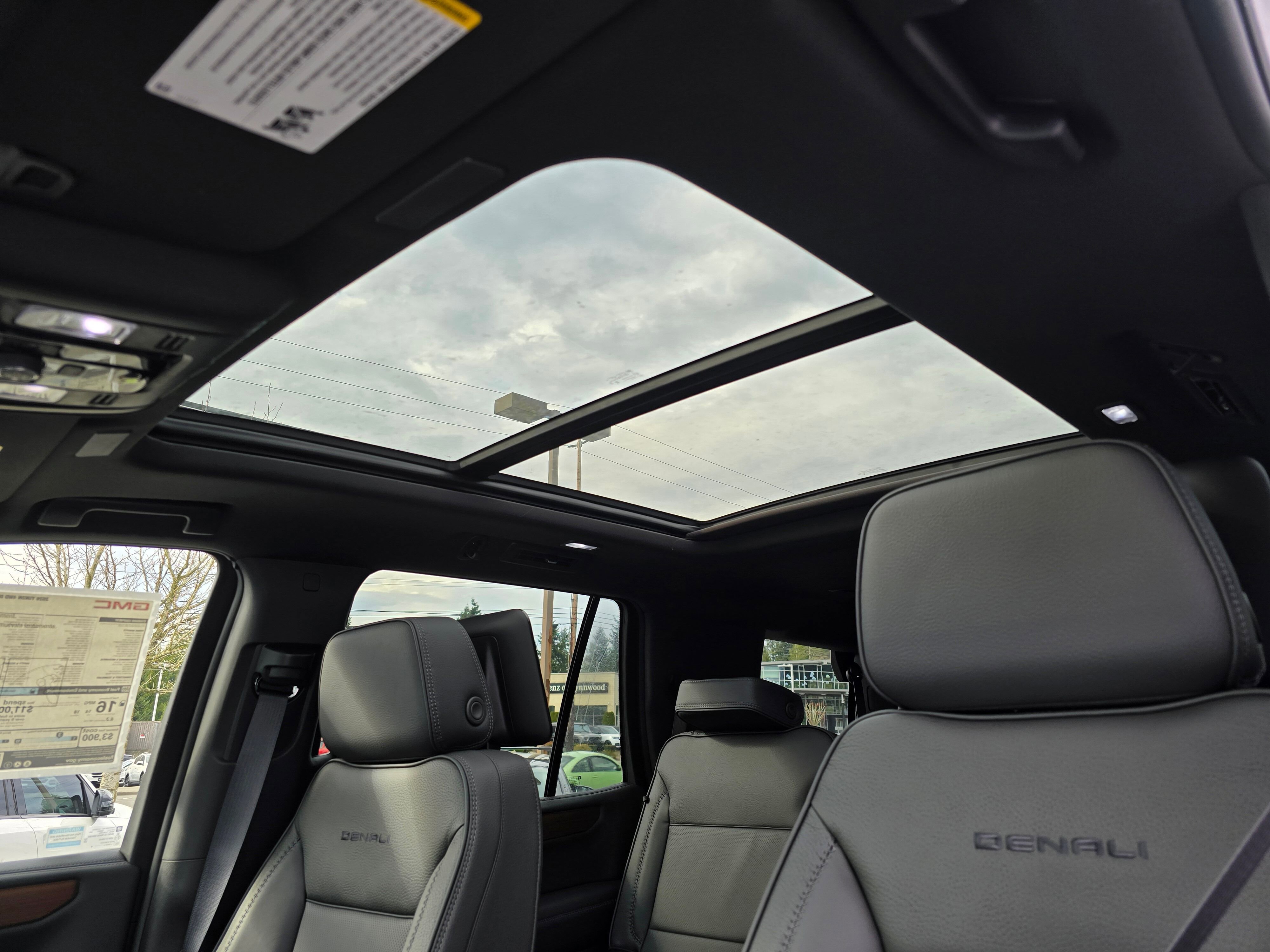 New 2026 GMC Yukon Denali w/ Denali Reserve Package image 20