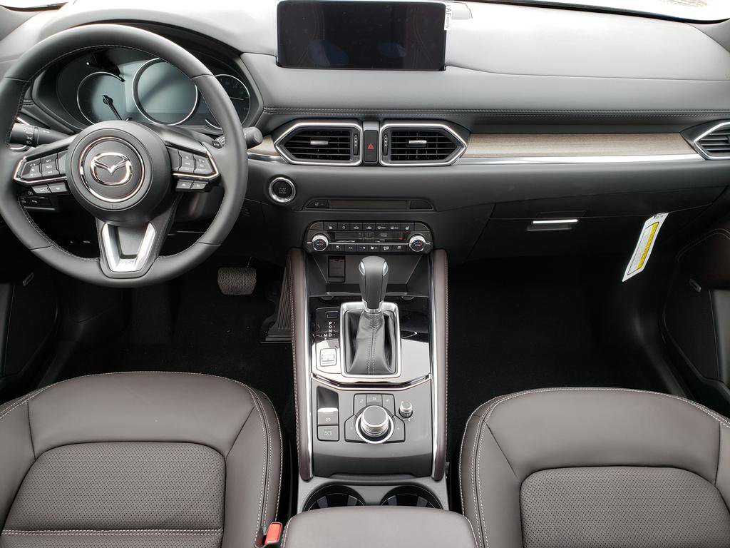 New 2025 MAZDA CX-5 Signature image 9