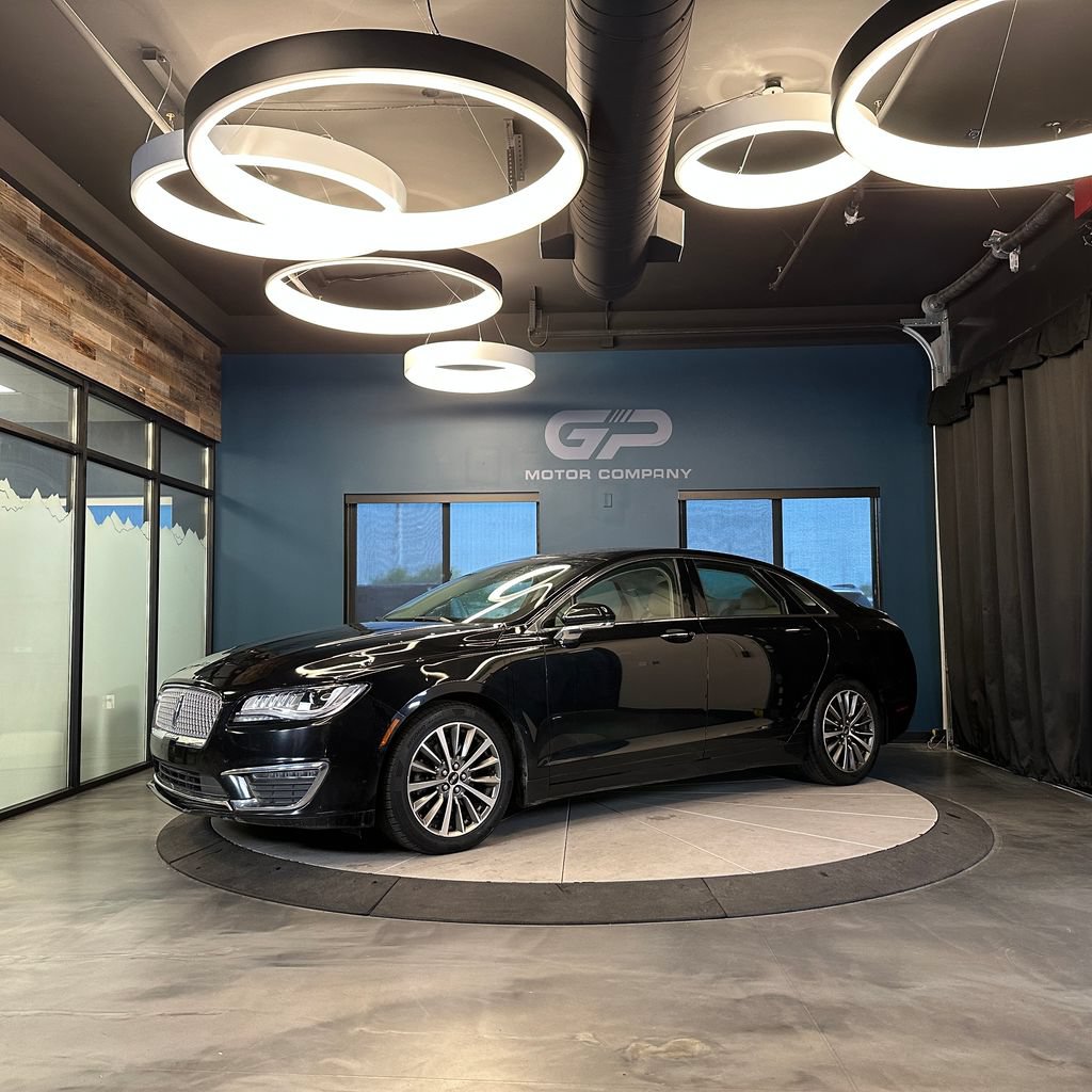 Used 2019 Lincoln MKZ Reserve FWD image 7