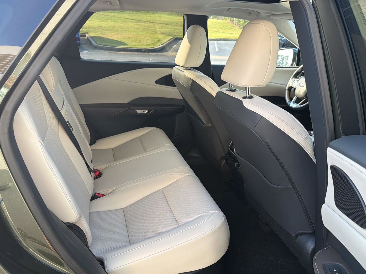 Certified 2025 Lexus RX 350 Premium Plus w/ Accessory Package (Z1) FWD image 12