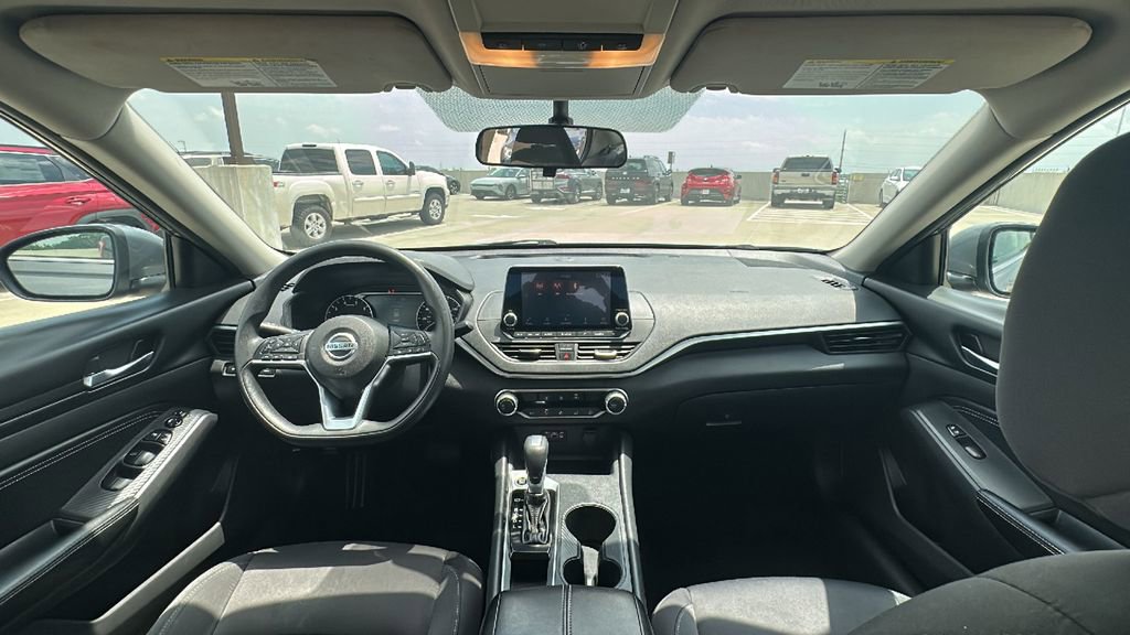 Used 2020 Nissan Altima 2.5 S FWD image 21