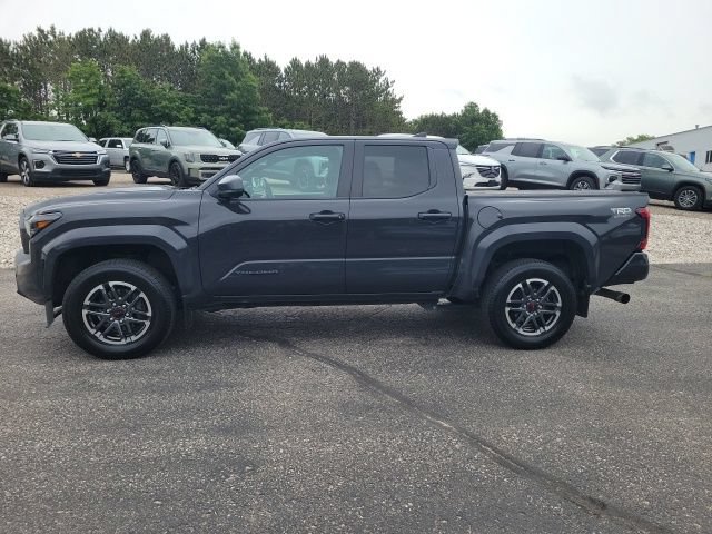 Used 2024 Toyota Tacoma TRD Sport AWD/4WD image 6