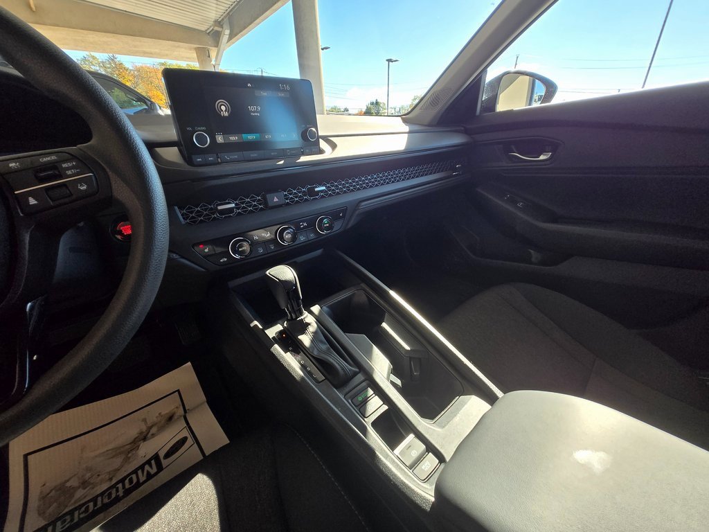 Used 2024 Honda Accord EX image 18