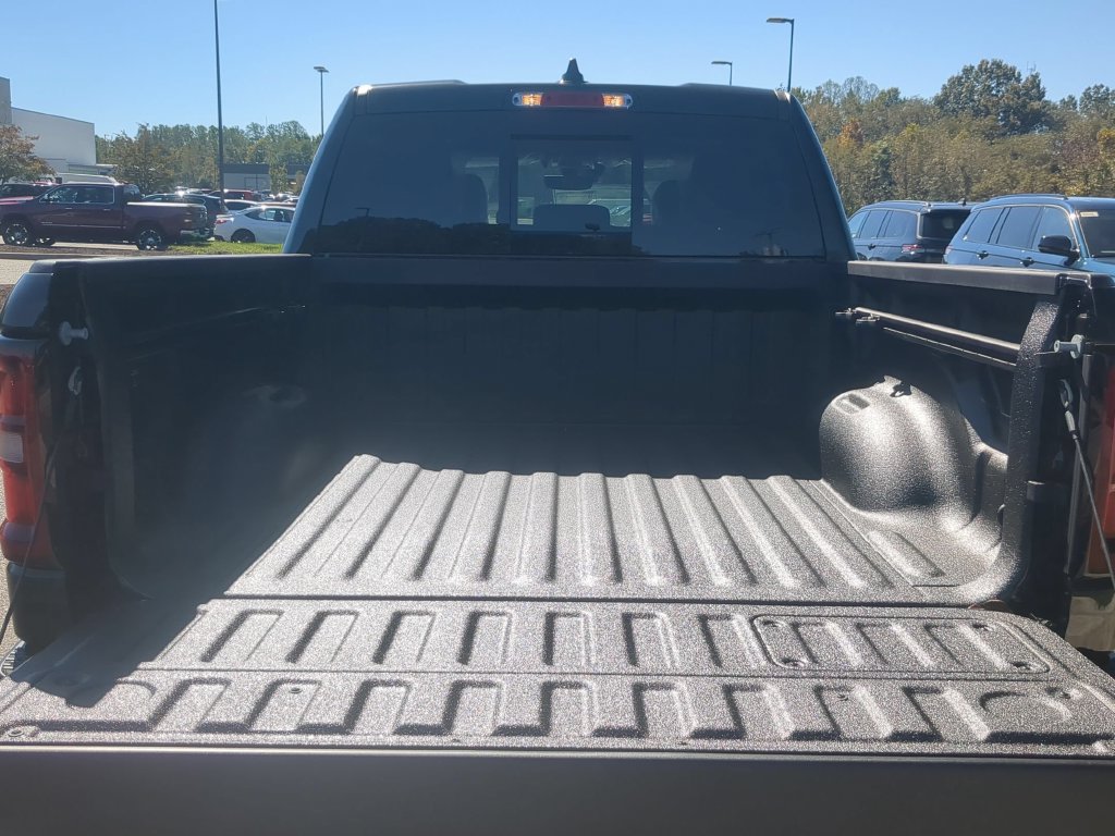 New 2027 RAM 1500 Laramie w/ Night Edition AWD/4WD image 29