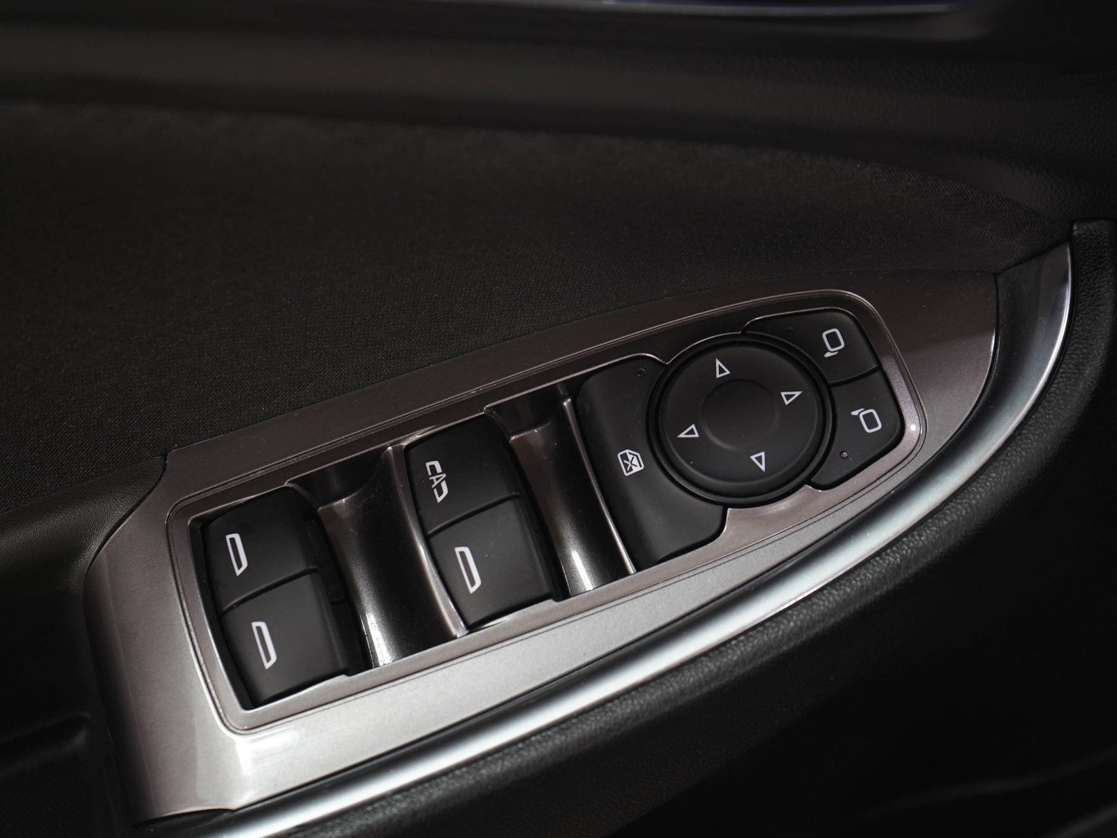 Used 2019 Chevrolet Malibu LT w/ Driver Confidence Package II FWD image 19