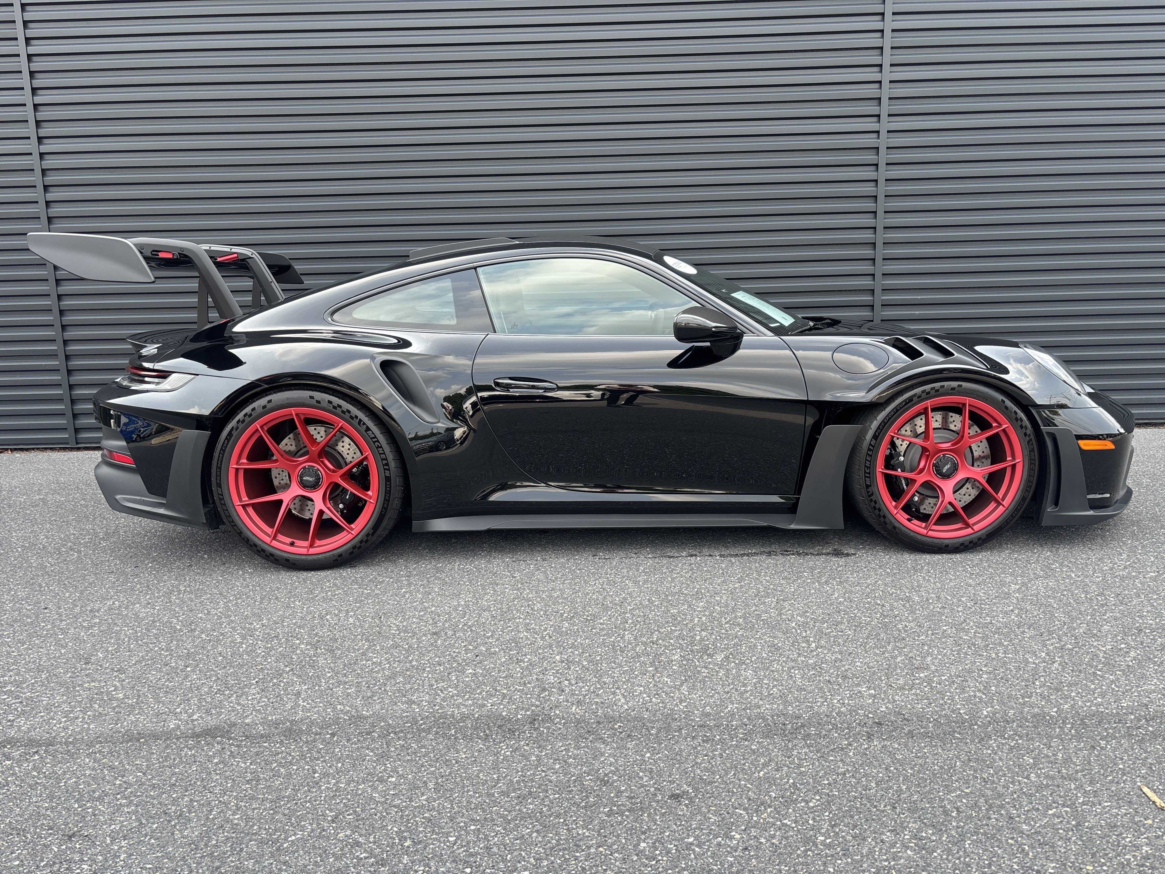 Certified 2025 Porsche 911 GT3 RS RWD image 6