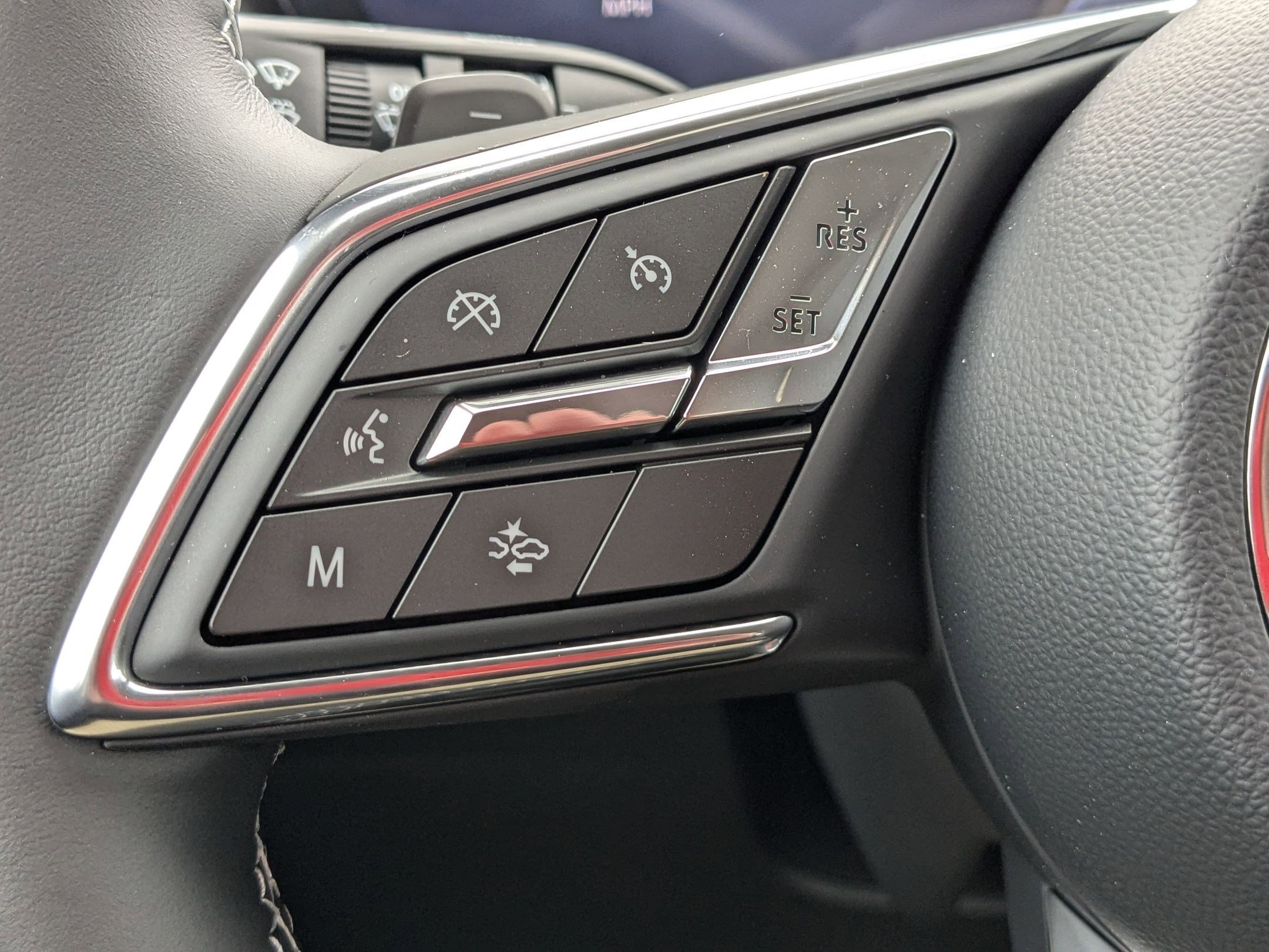 New 2025 Buick Envision Sport Touring image 13