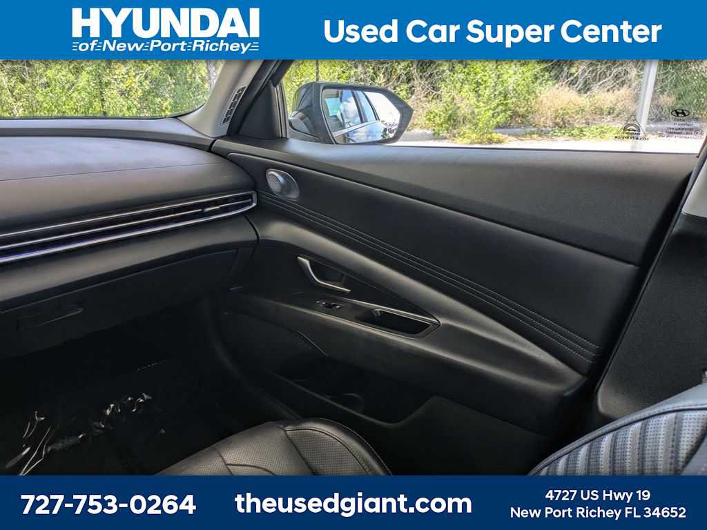 Certified 2023 Hyundai Elantra Limited w/ Cargo Package FWD image 17