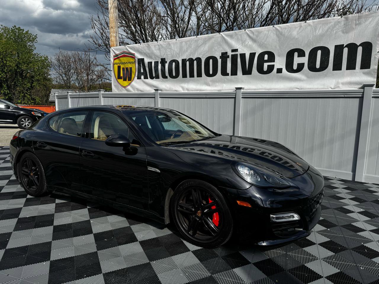 Used 2013 Porsche Panamera GTS AWD/4WD image 2