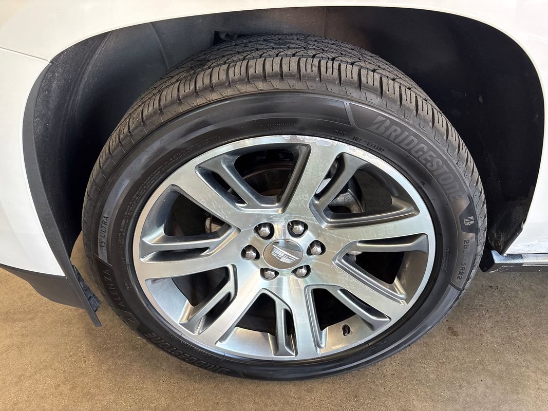 Used 2016 Cadillac Escalade Premium AWD/4WD image 14