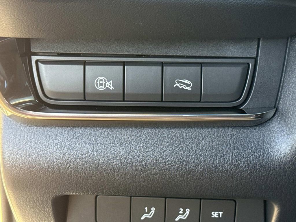 Certified 2025 MAZDA CX-30 AWD 2.5 S w/ Preferred Package image 47