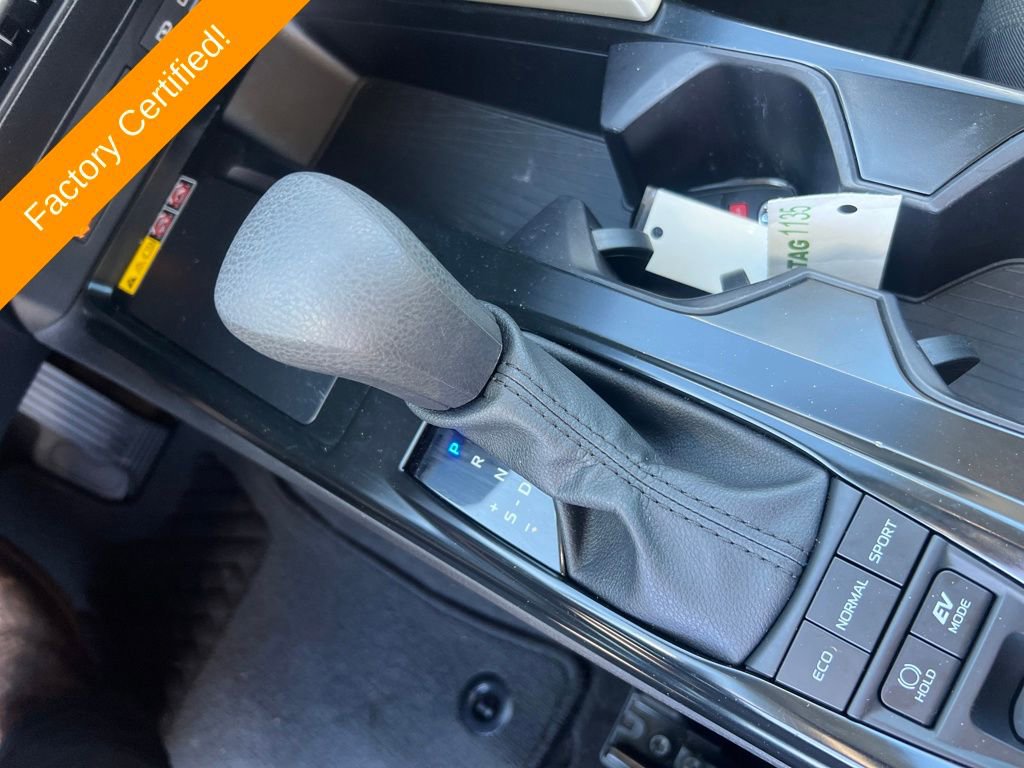 Used 2025 Toyota Camry LE image 21