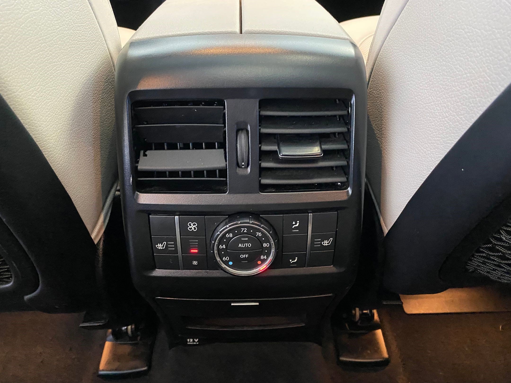 Used 2017 Mercedes-Benz GLS 550 4MATIC image 31