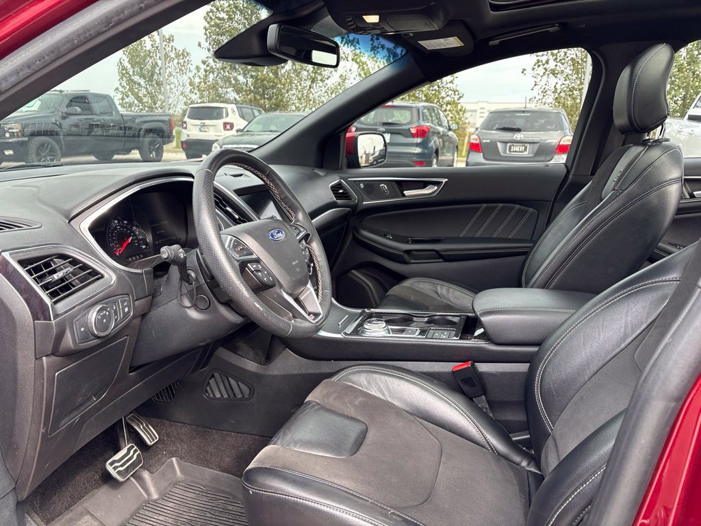 Used 2019 Ford Edge ST w/ Equipment Group 401A AWD/4WD image 8