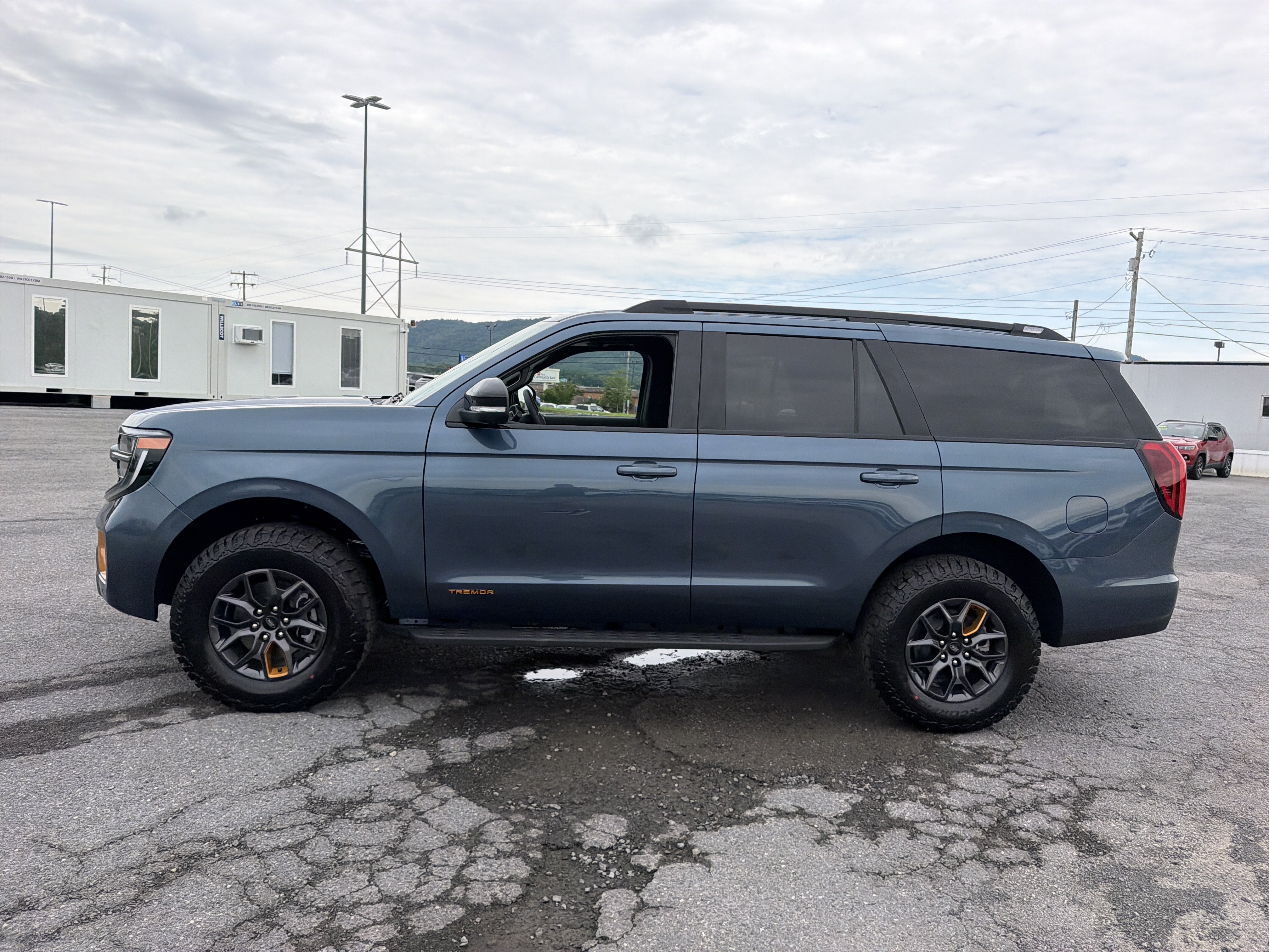 New 2027 Ford Expedition Tremor AWD/4WD image 8