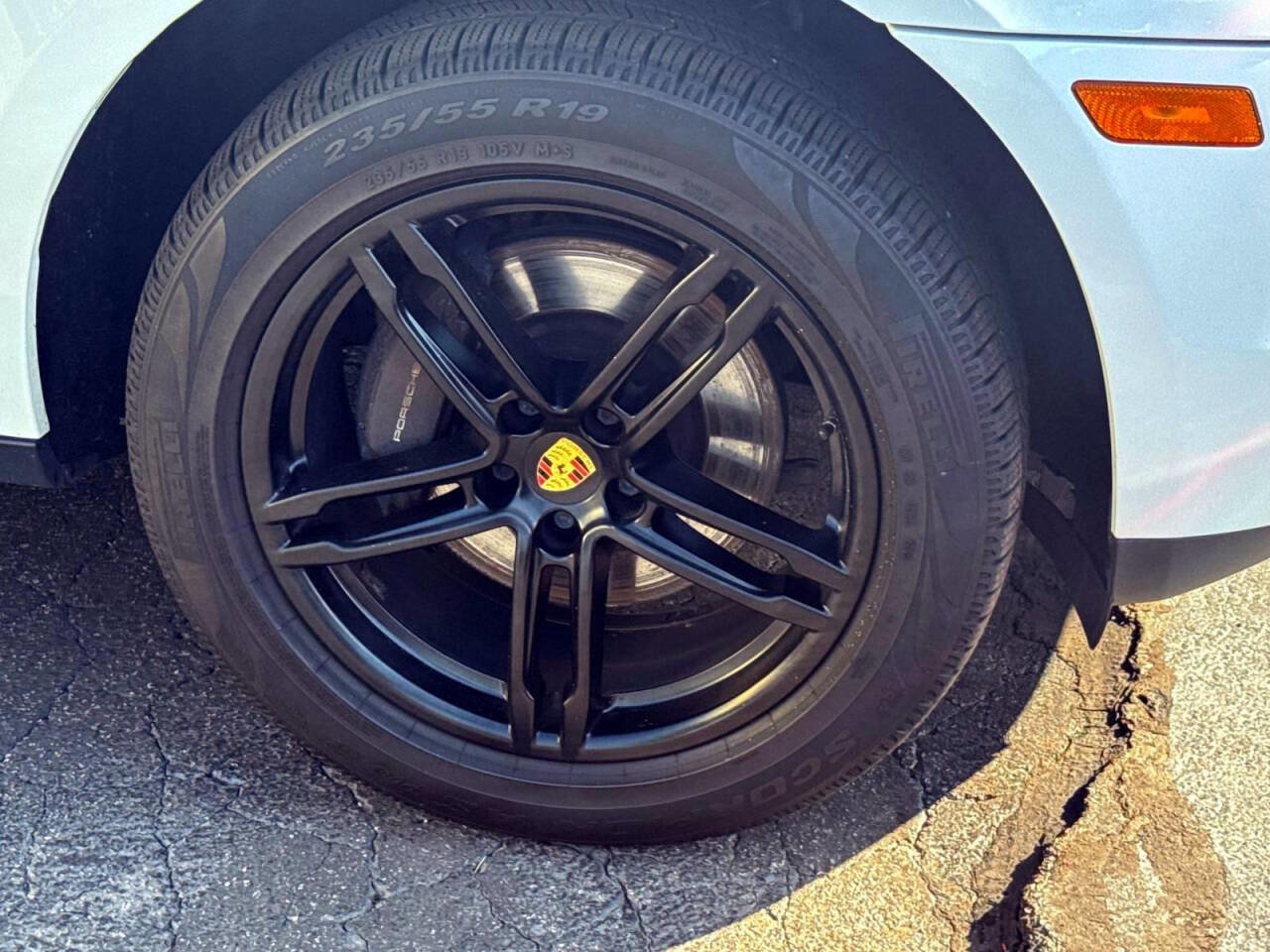 Used 2017 Porsche Macan image 7