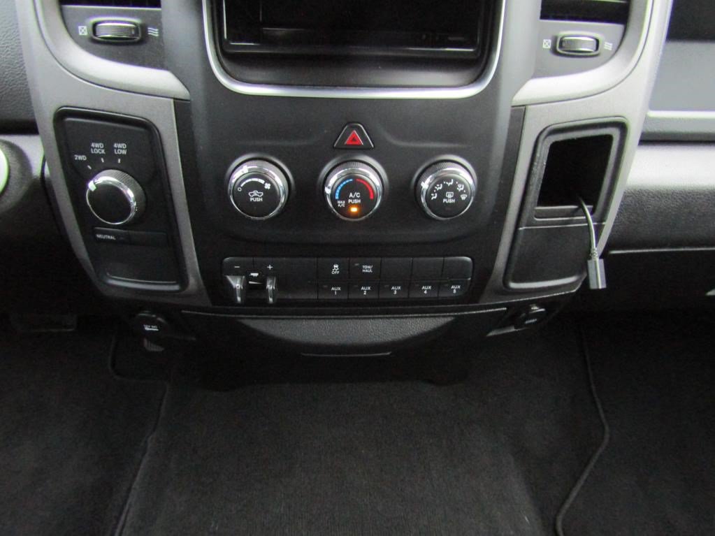 Used 2018 RAM 2500 ST AWD/4WD image 8
