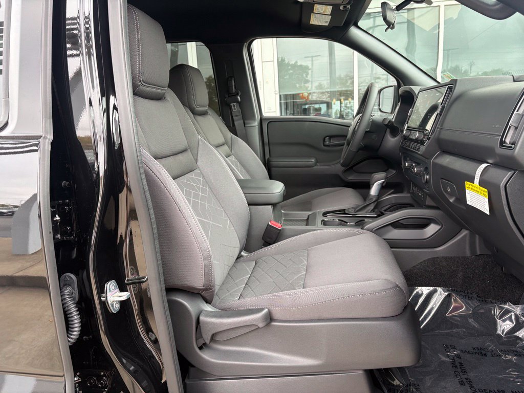New 2027 Nissan Frontier SV w/ SV Convenience Package RWD image 14