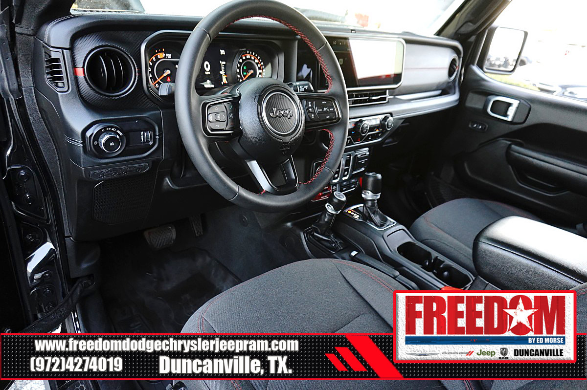 Used 2024 Jeep Wrangler Rubicon AWD/4WD image 9
