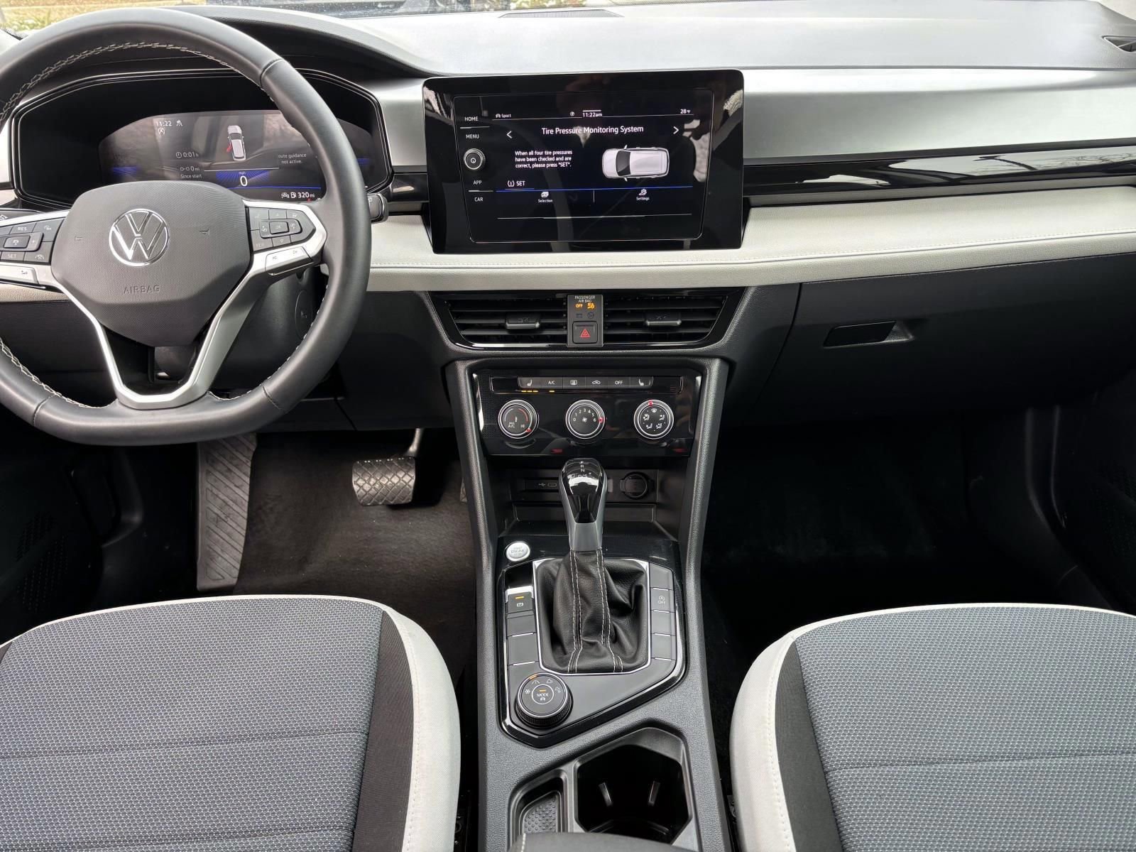 Used 2025 Volkswagen Taos S image 28