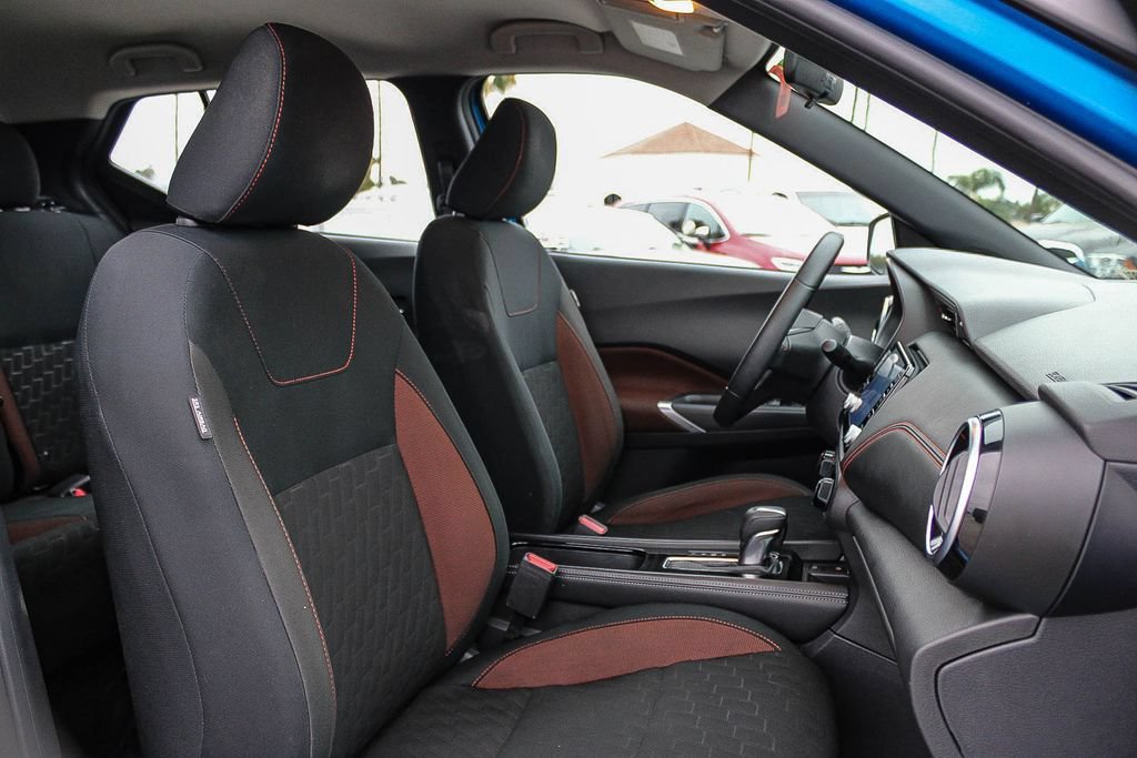 Used 2024 Nissan Kicks SR FWD image 16