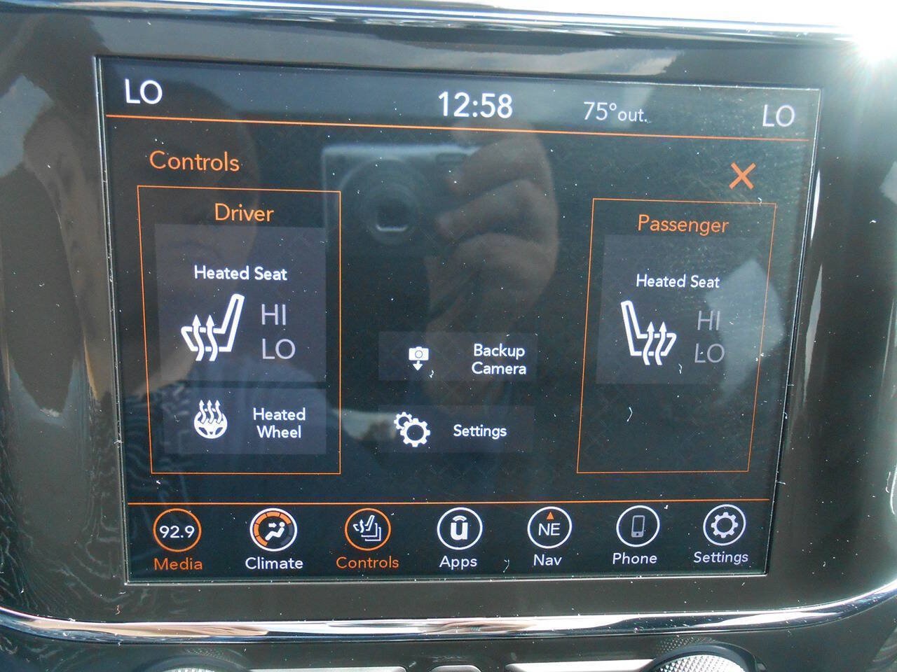 Used 2022 Jeep Grand Cherokee Laredo X AWD/4WD image 15