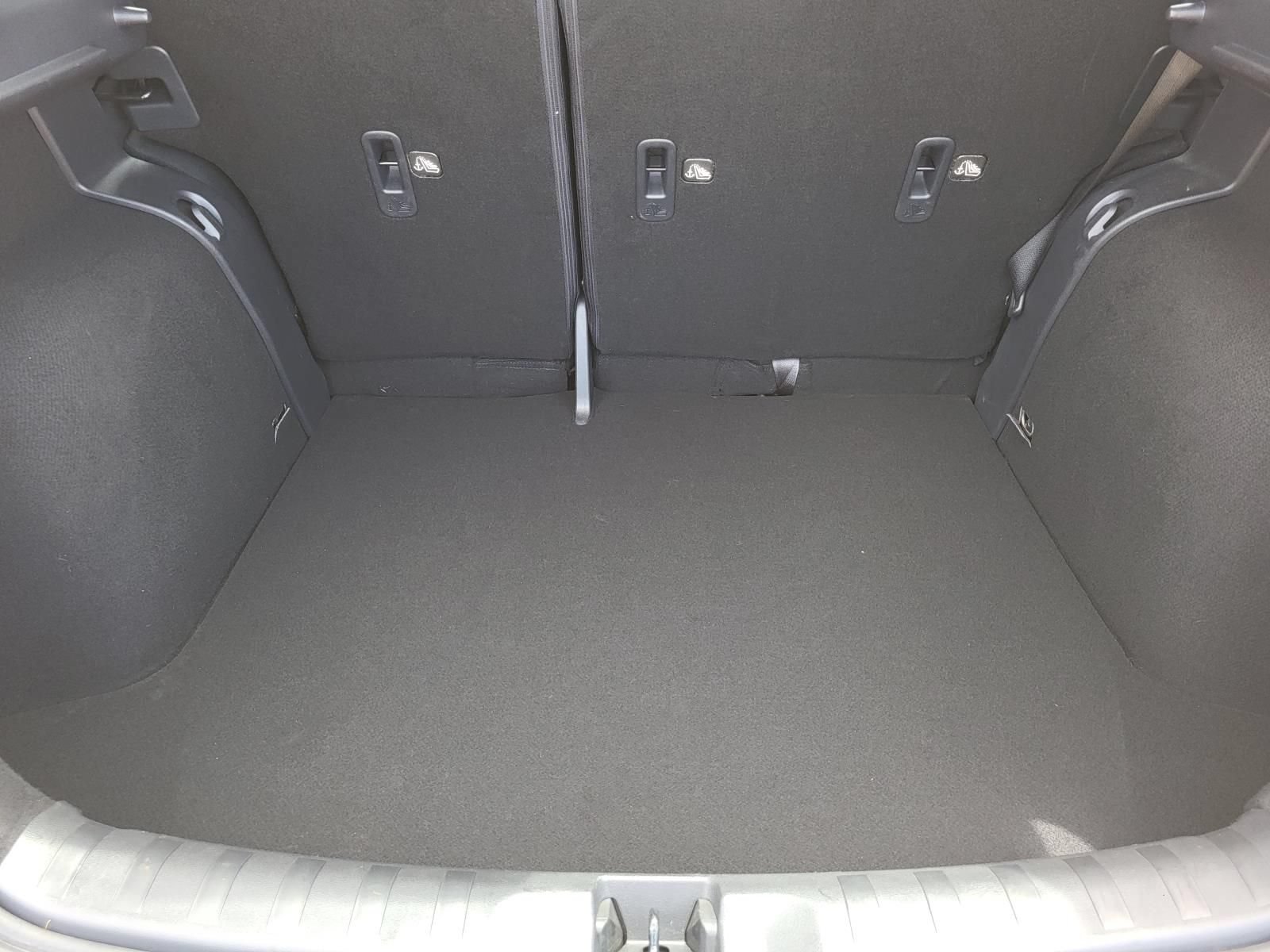 Used 2020 Nissan Kicks S FWD image 9